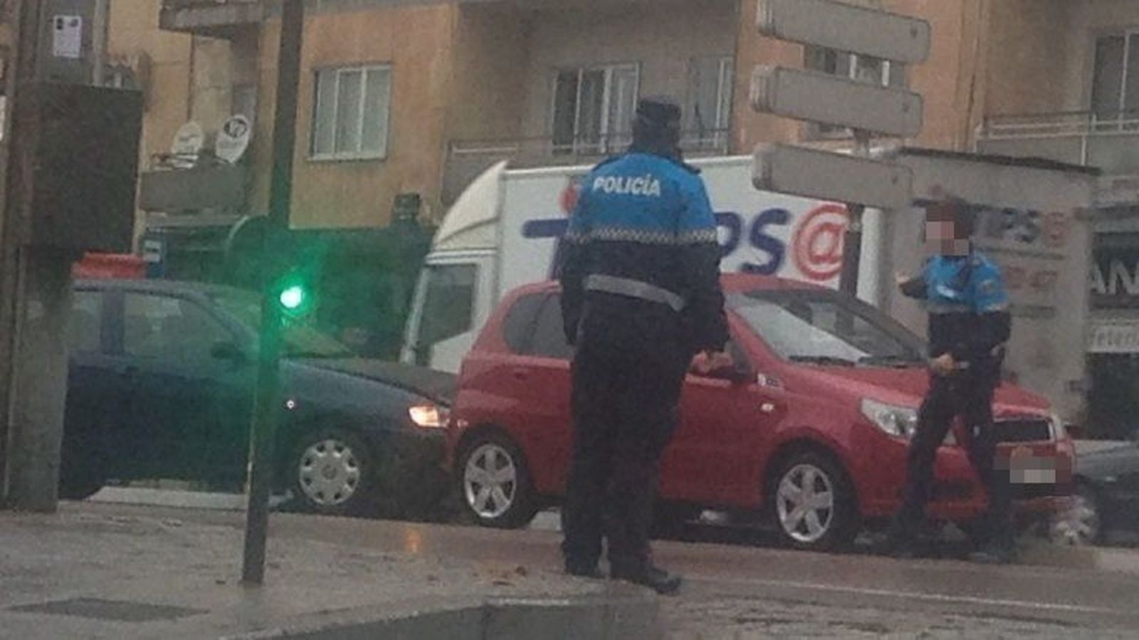 Dos heridos en accidentes de tráfico en los paseos de Carmelitas y San Vicente