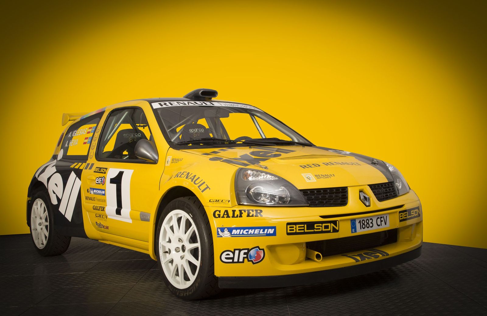 Renault Clio 1600, pieza el mes de abril MHAS