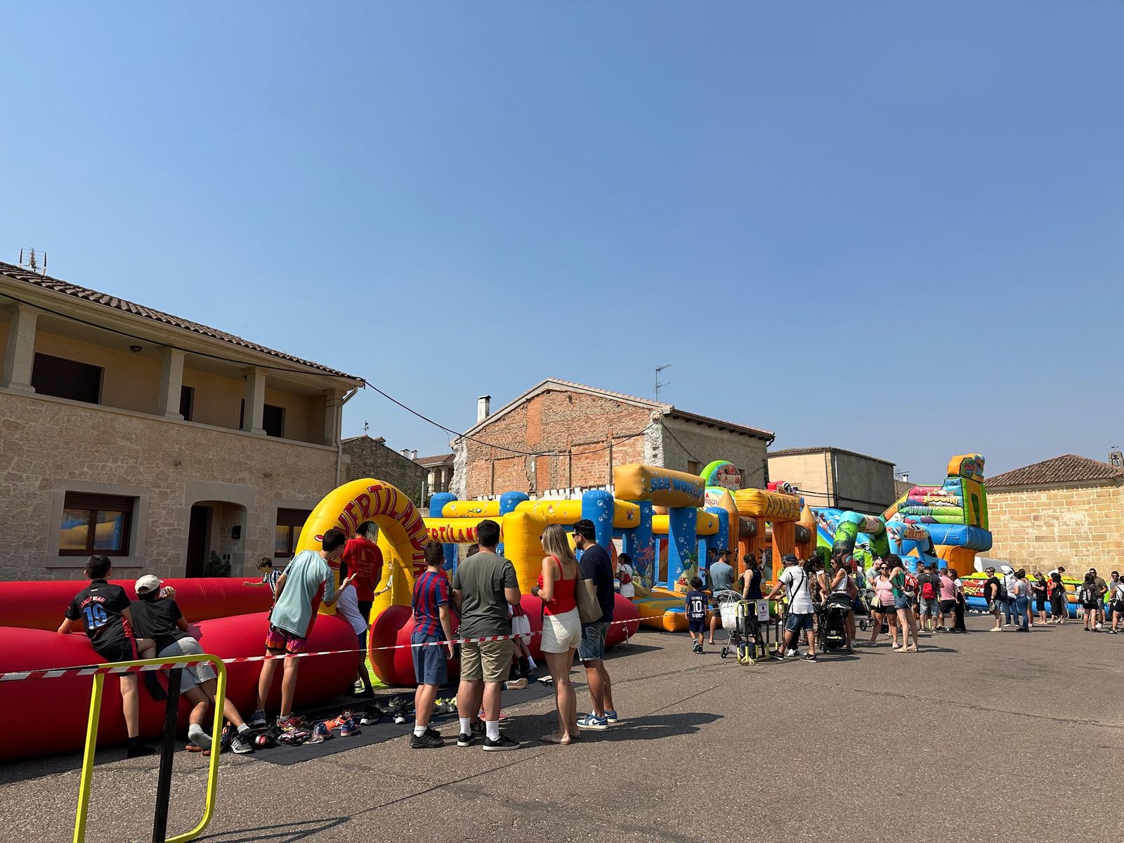 Hinchables para los más pequeños en Aldeadávila de la Ribera