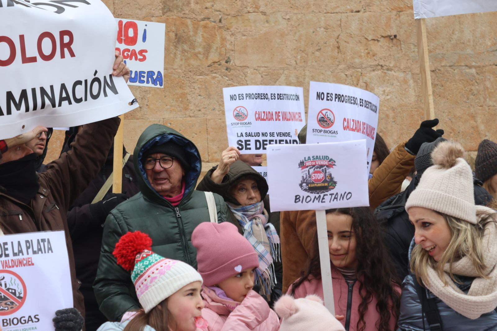 Protesta ciudadana por la planta de biogas en Castellanos de Villiquera