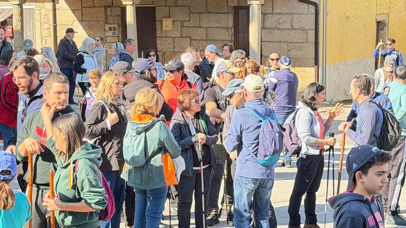 Marcha senderiesta mieza