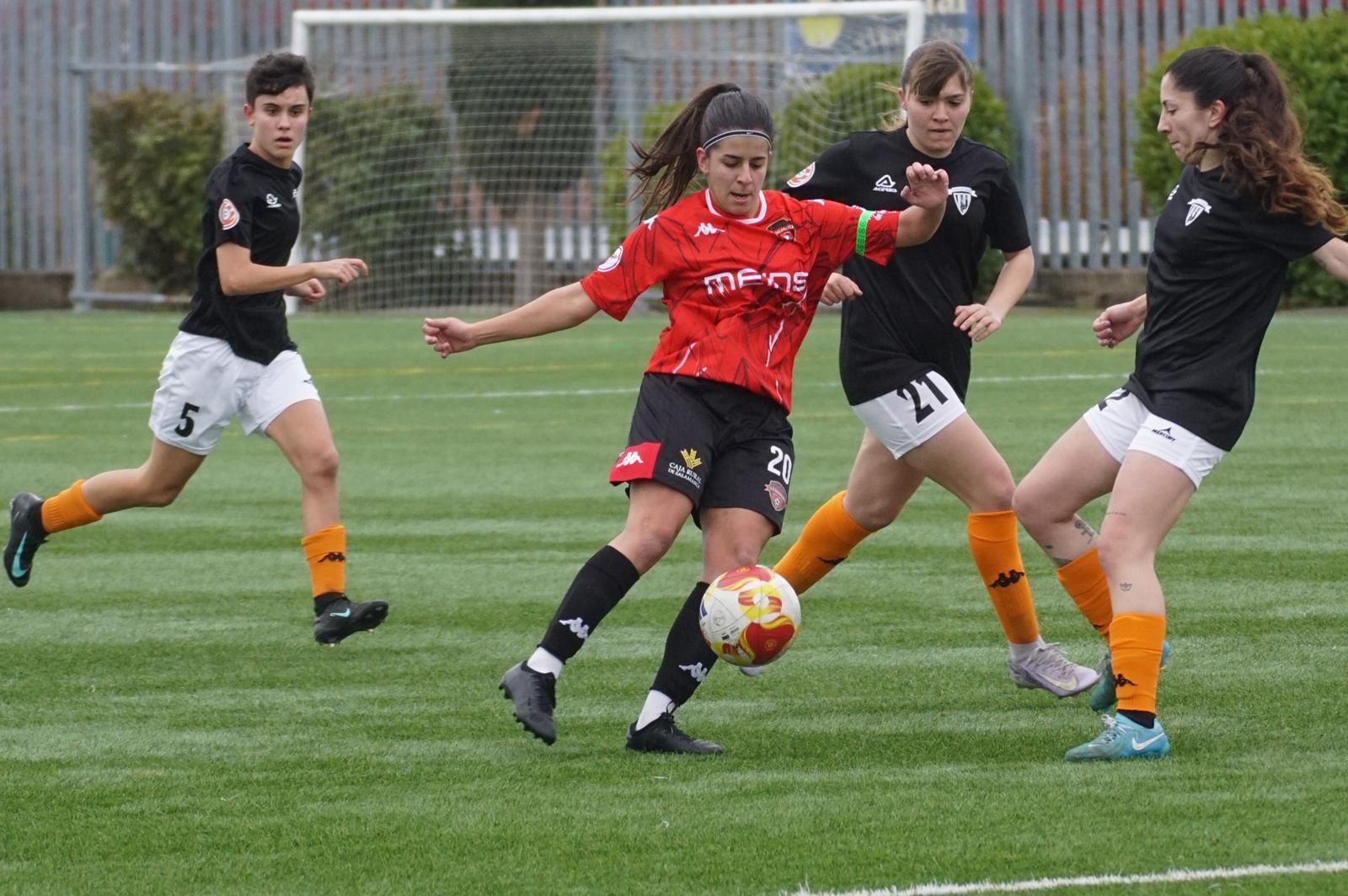 Salamanca Fútbol Femenino – Atlético de Laguna Lince