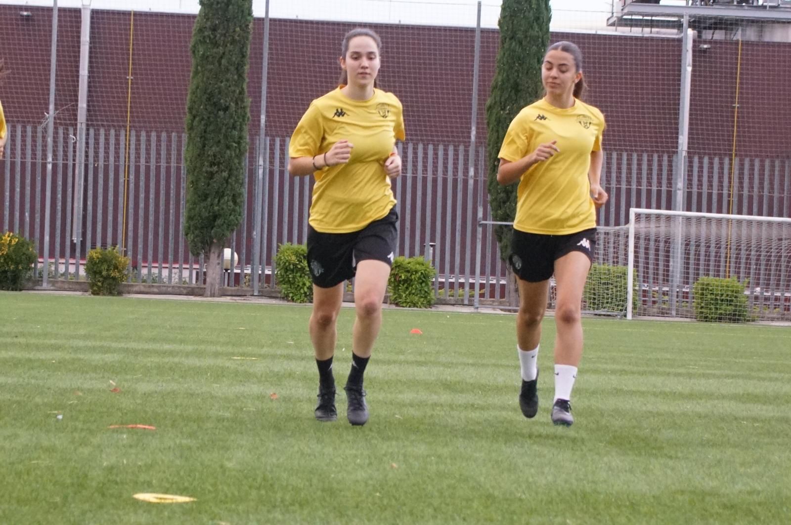El Salamanca Fútbol Femenino. Primer entrenamiento de la pretemporada.