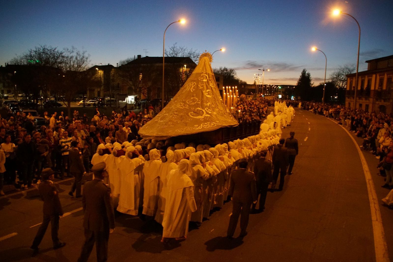 bb00acbb-df9b-433d-a2cb-dfe099f5630f