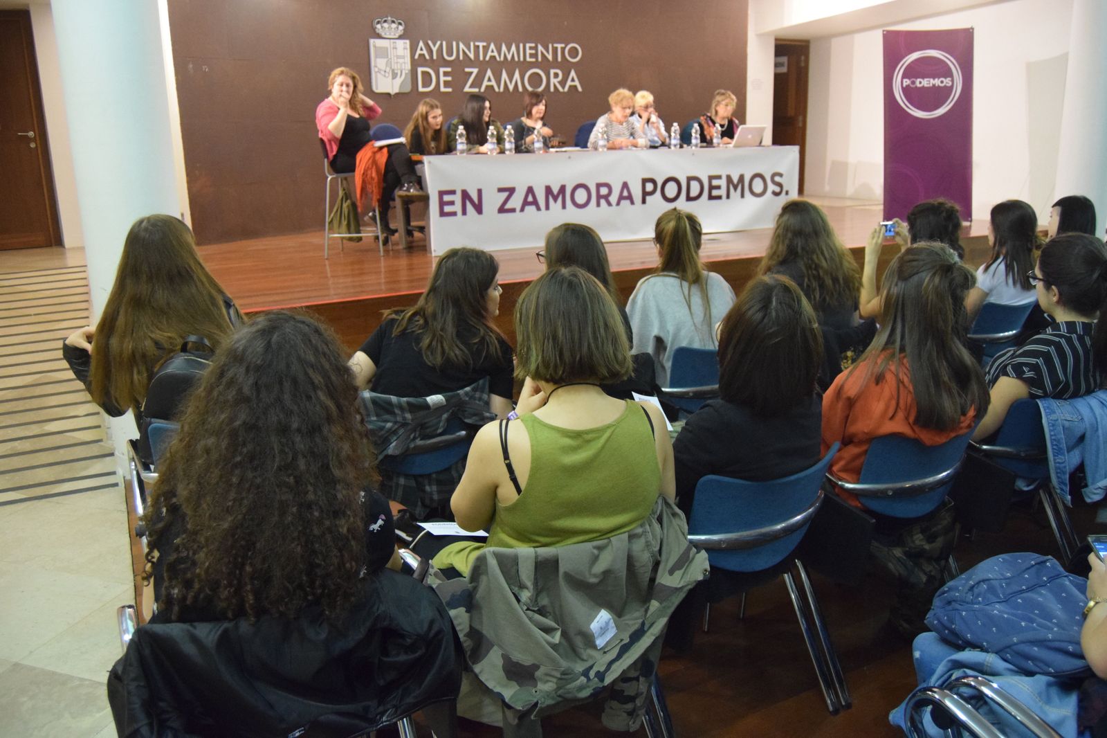 Cuatro miradas hacia el feminismo