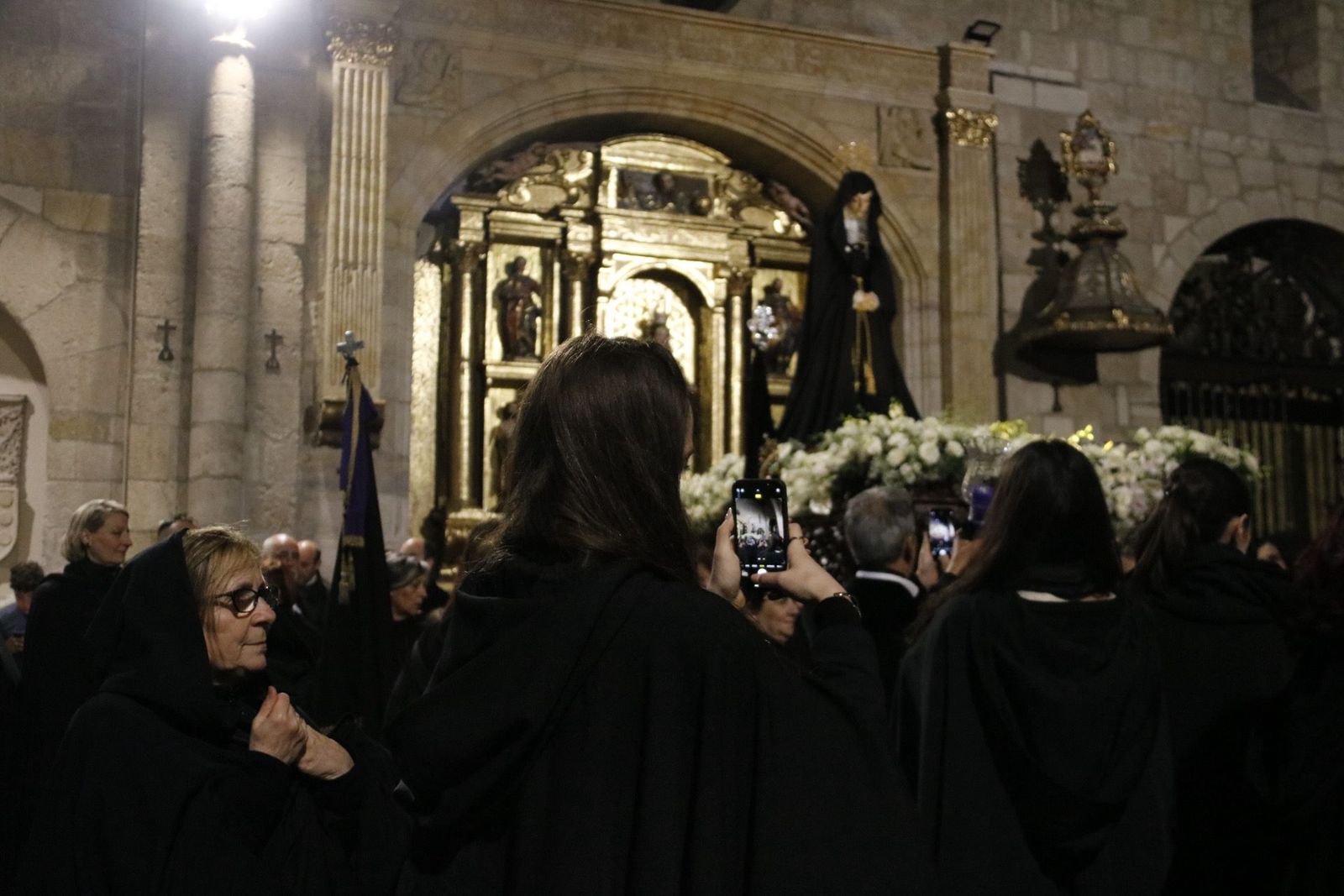 suspension-de-la-procesion-de-la-virgen-de-la-soledad-1