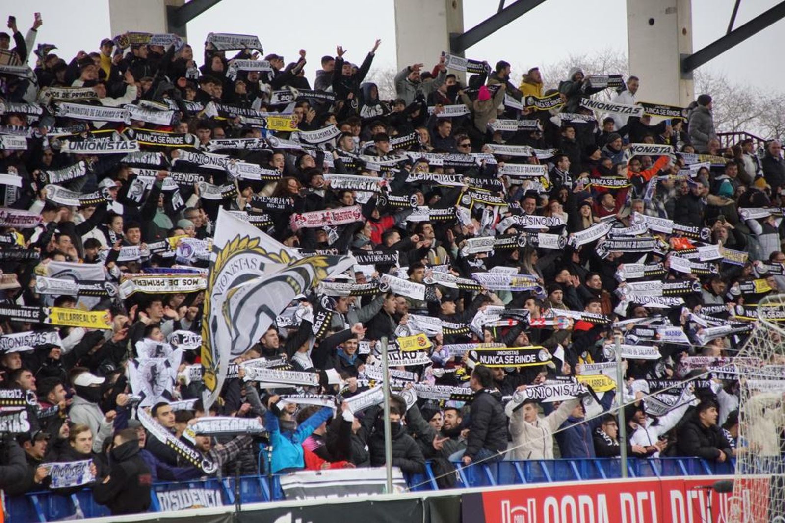 GALERÍA | Así ha celebrado Unionistas la victoria frente al Villarreal