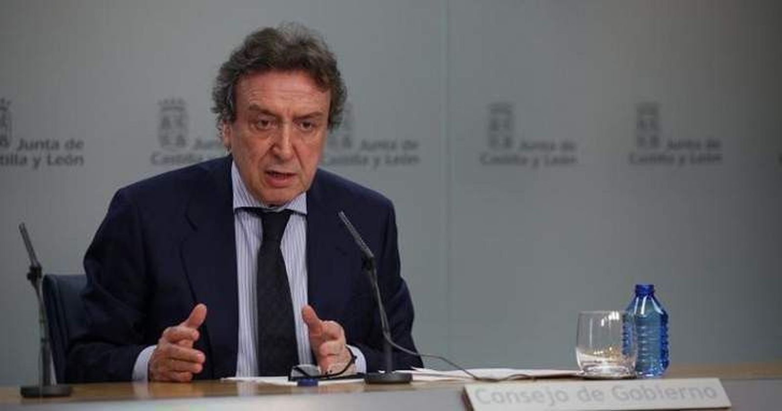 José Antonio de Santiago-Juárez sustituye a Valdeón como vicepresidente de la Junta