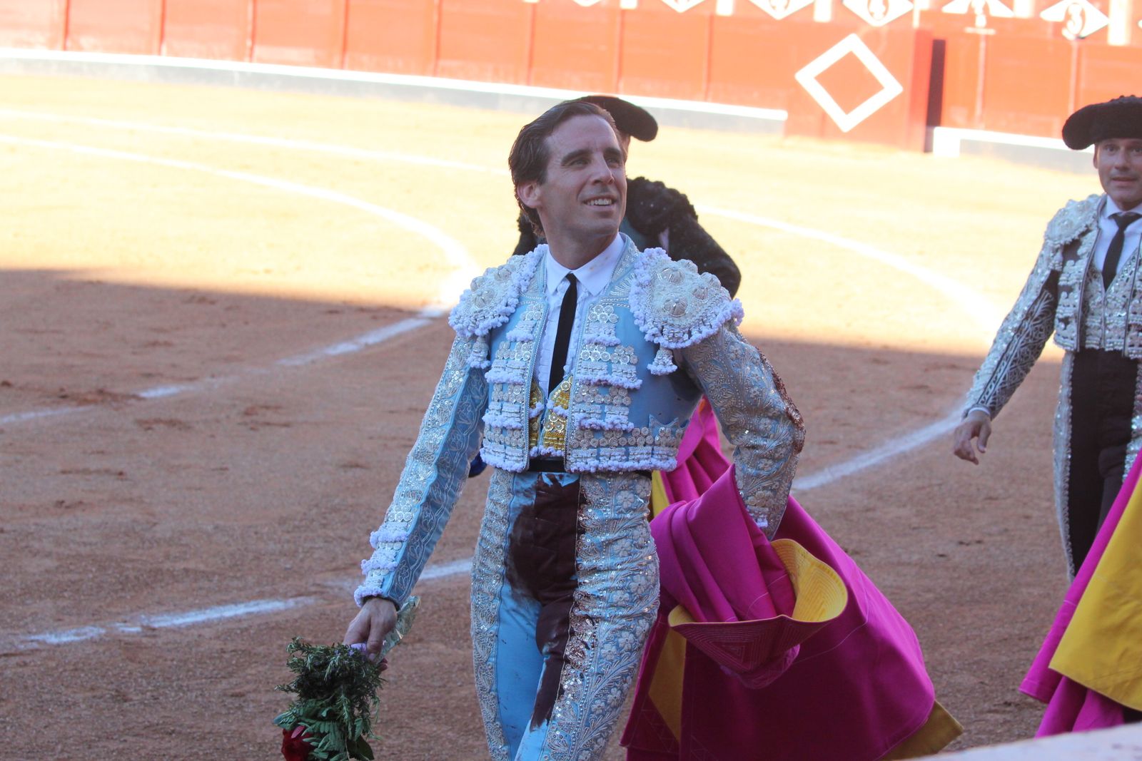 Emilio de Justo, Juan Ortega y Roca Rey inauguran el cartel de figuras en la feria de Salamanca: la corrida de Garcigrande en imágenes