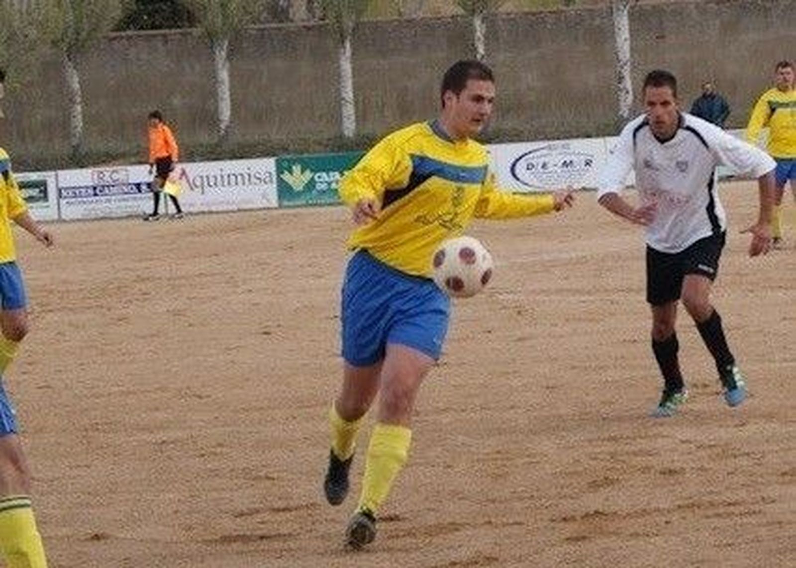 El Monterrey suma un triunfo ante la Hullera