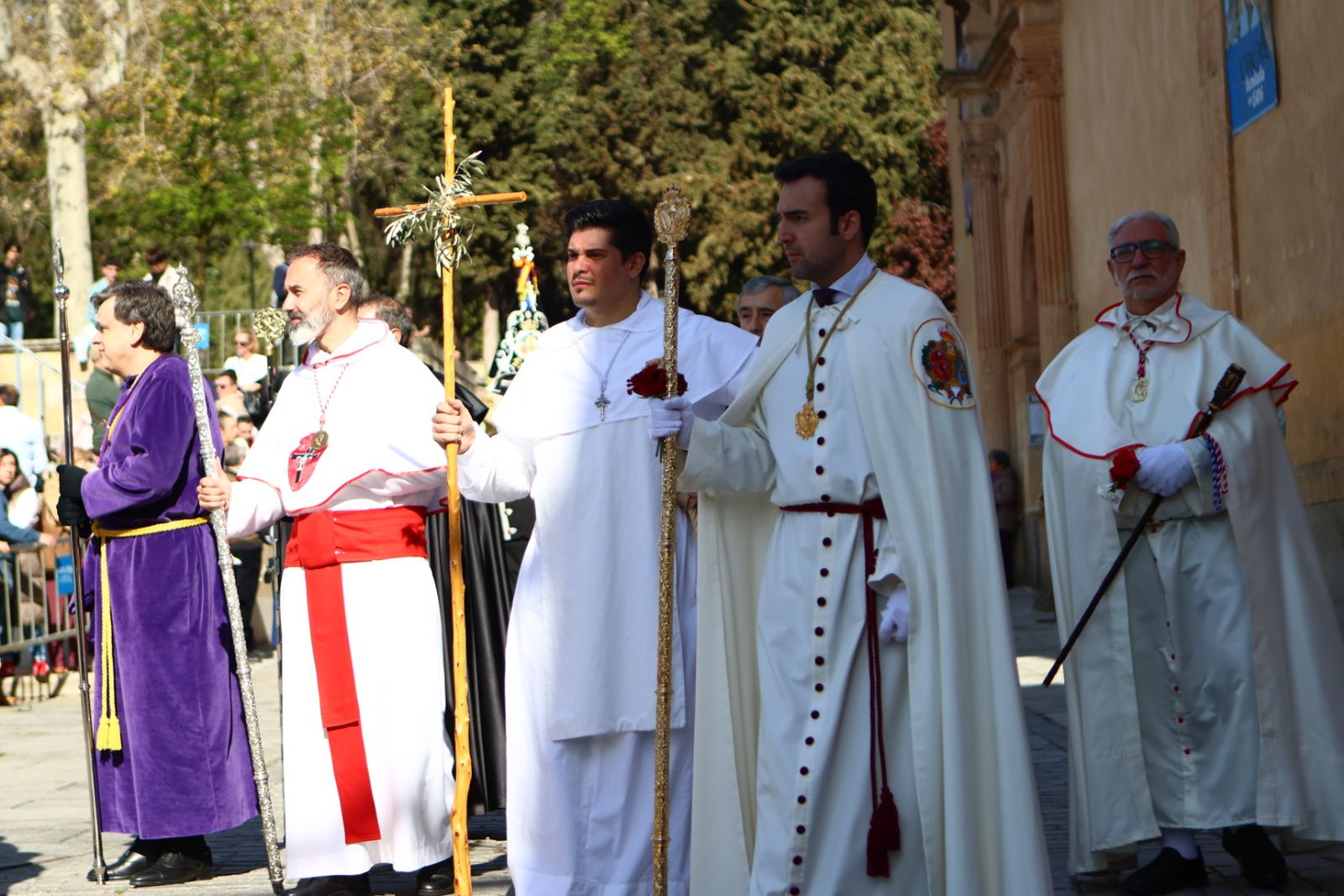 Procesión del encuentro de Nuestra Señora de la Alegría y Jesús Resucitado en el Domingo de Resurrección en Salamanca