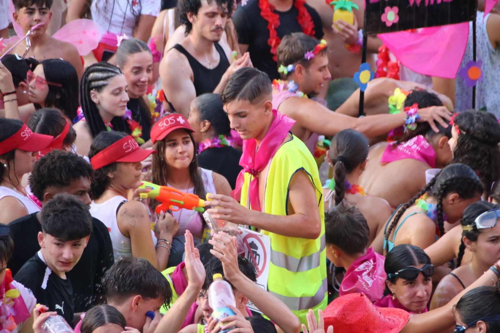 Chupinazo en Carbajosa con batucad