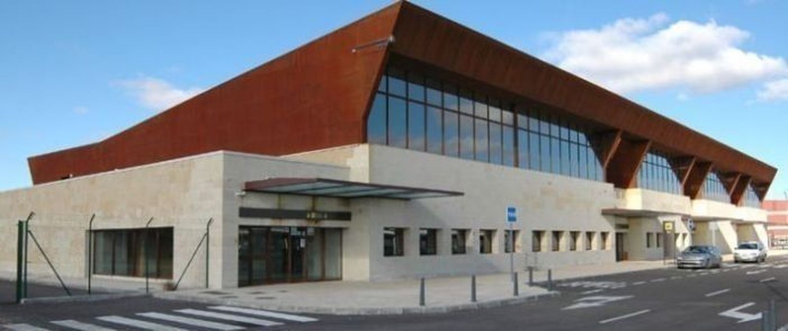 El aeropuerto de Matacán se sitúa entre los cinco del país con menos pasajeros