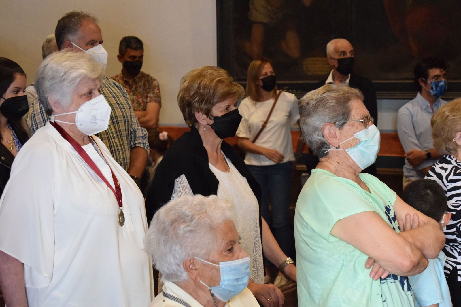 bienvenida-nuevos-hermanos-cofradia-virgen-de-la-concha-2