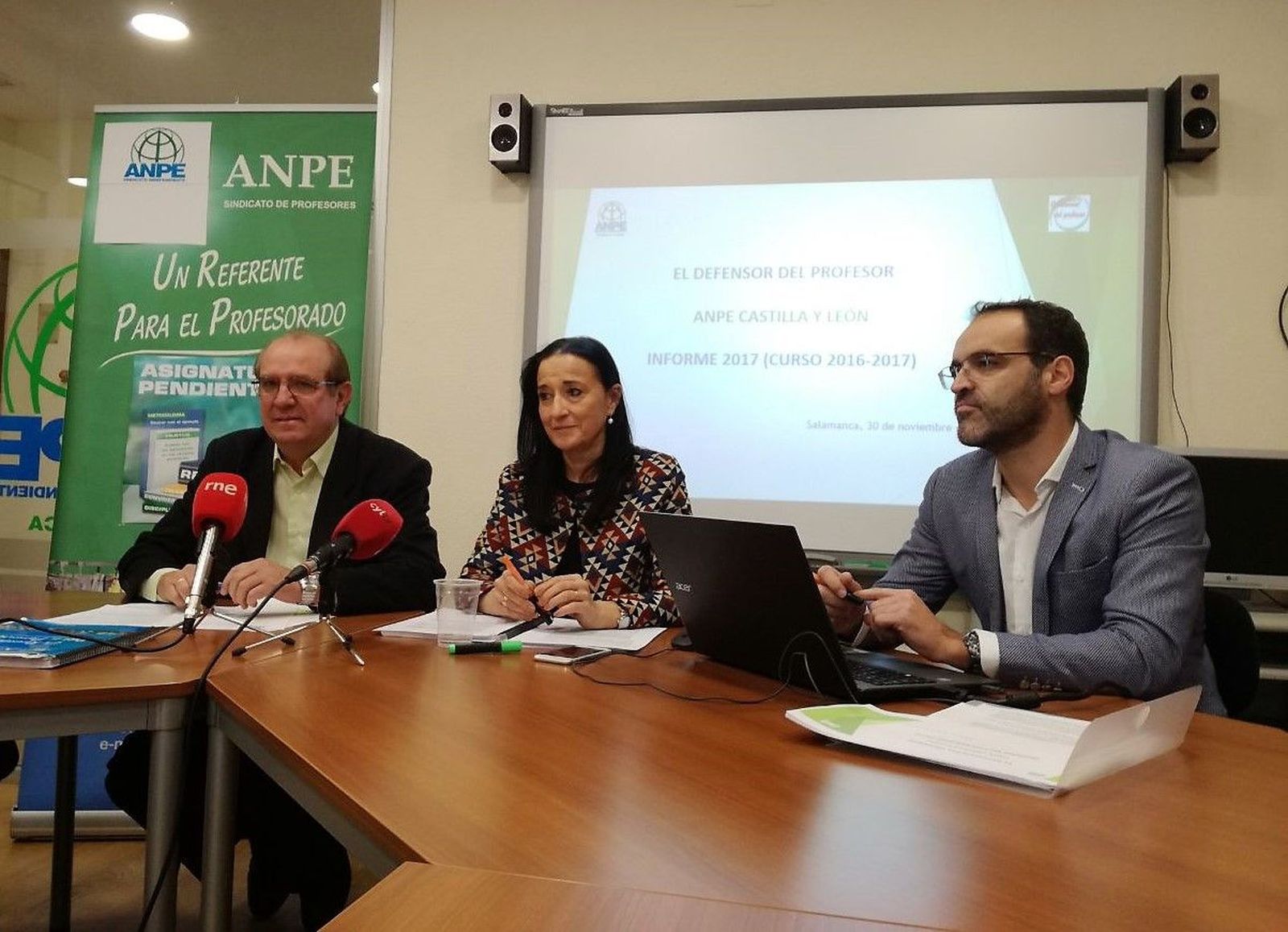 Pilar gredilla, jesús miño y nicolás ávila anpe