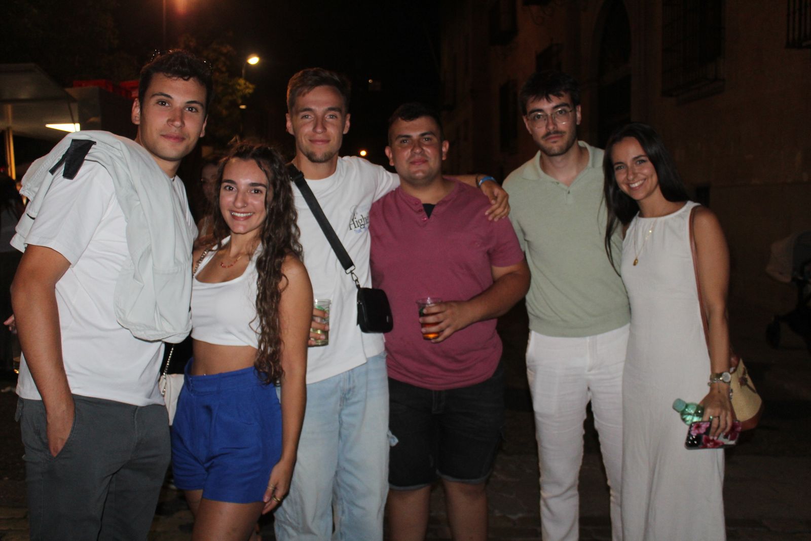 La Feria de Día se llena en la tarde-noche de este viernes, punto de partida del fin de semana