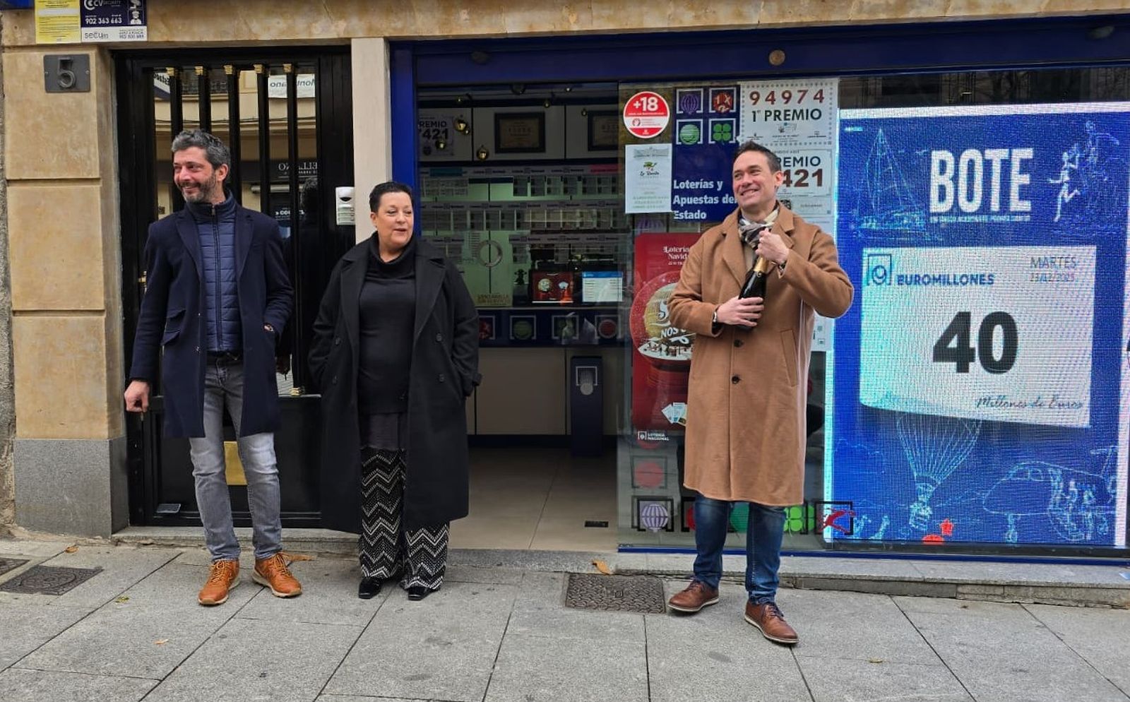 La administración de lotería La Ranita de Salamanca reparte un quinto premio 2.jpg