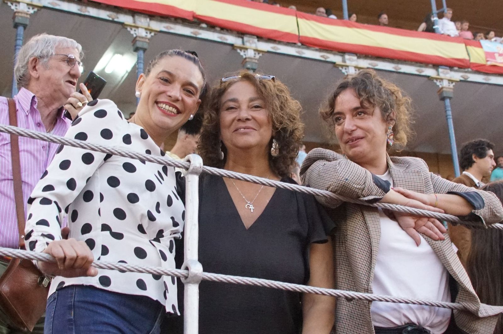 Así se ha vivido la primera corrida de la feria 2025 en La Glorieta: imágenes del ambiente en los tendidos y en el patio de cuadrillas