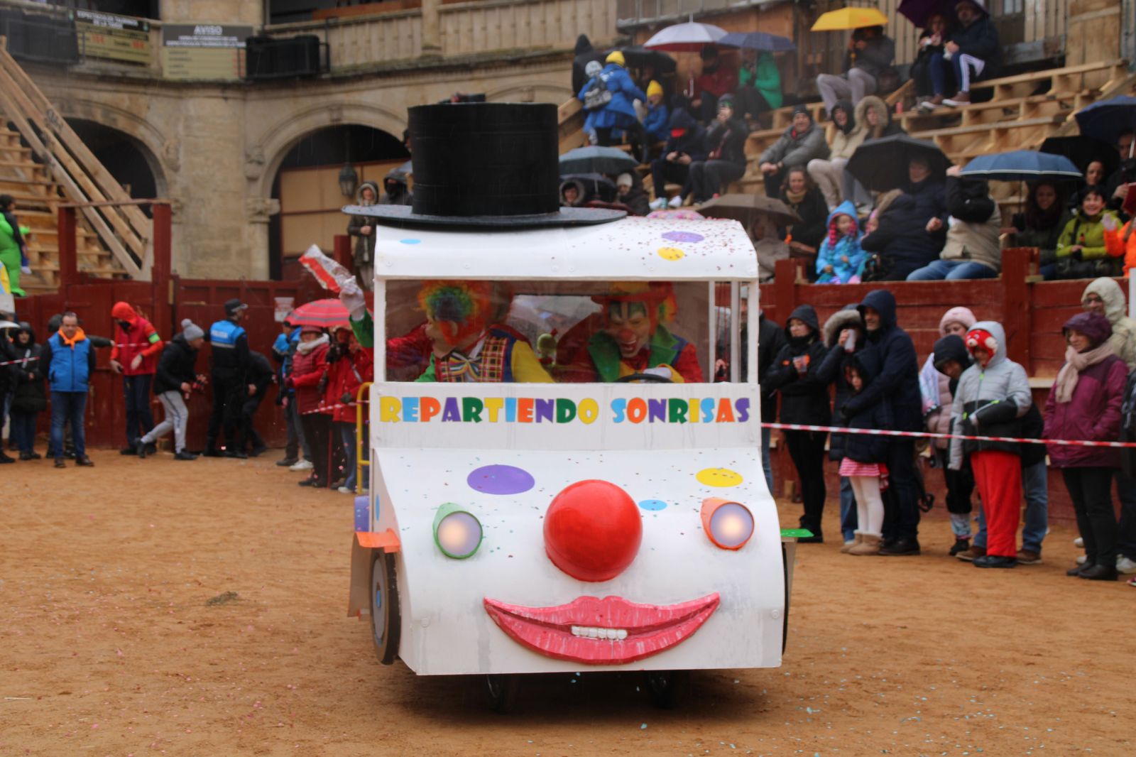 desfile-disfraz-callejero-sabado-carnaval-ciudad-rodrigo-2025-23