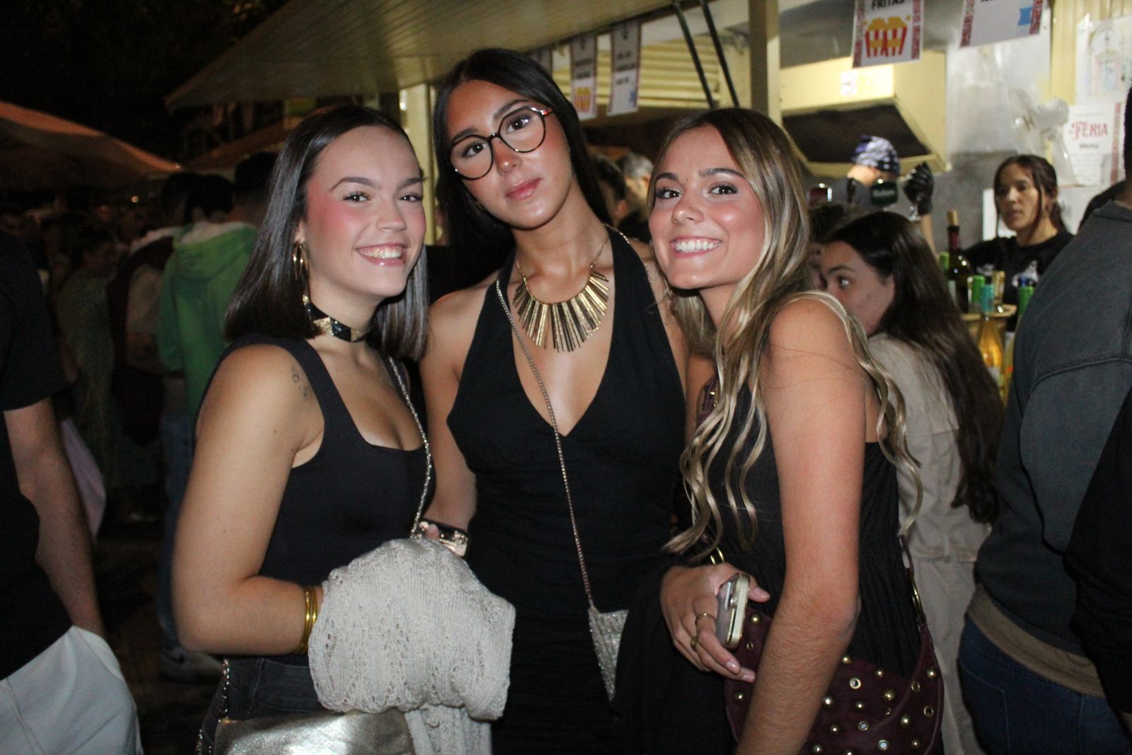 Ambiente en la Feria de Día en la tarde de este jueves