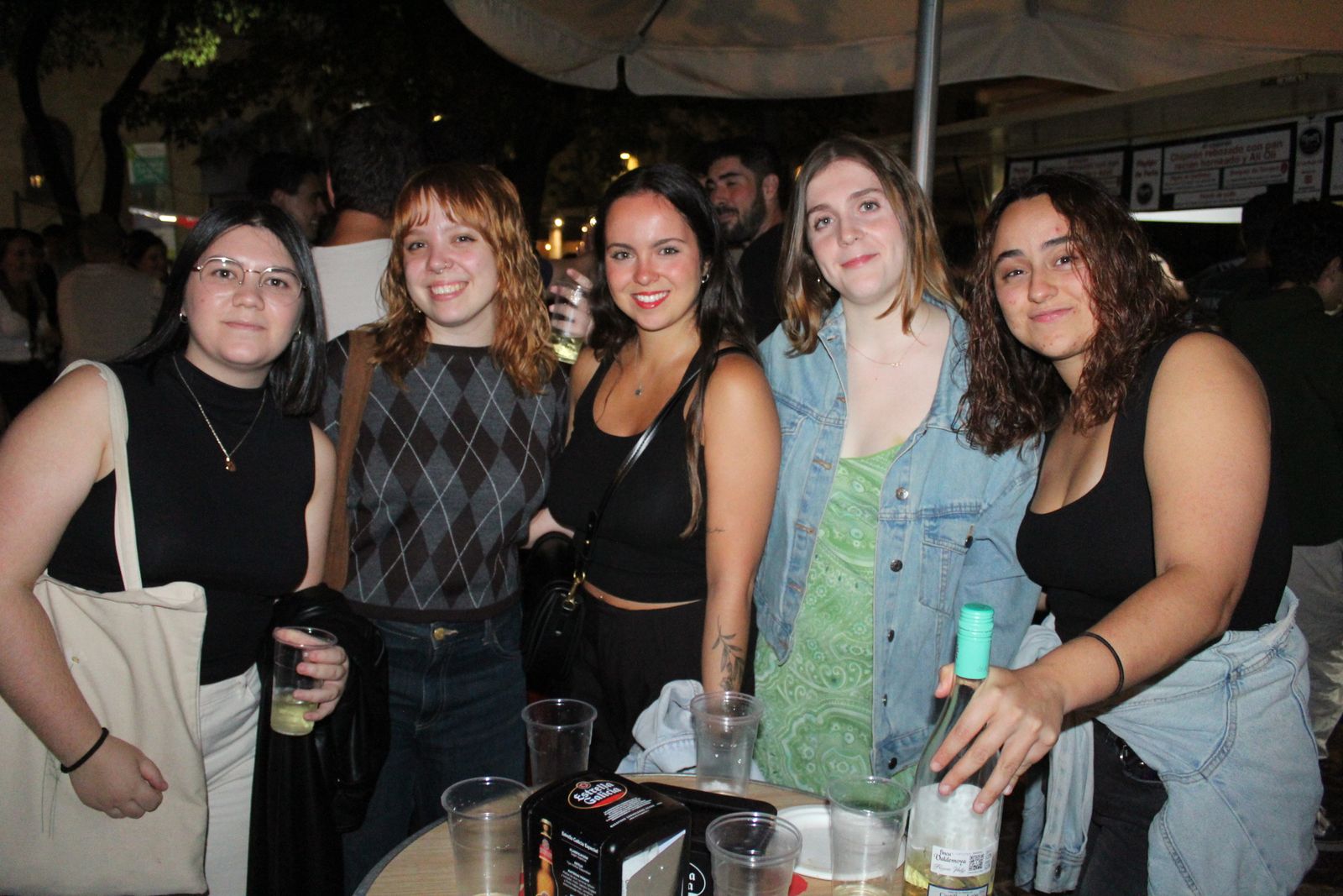 Ambiente en la Feria de Día en la tarde de este jueves