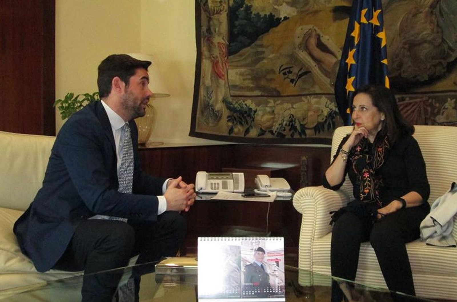 PSOE Zamora. Antidio Fagúndez con Ministra de Defensa Margarita Robles