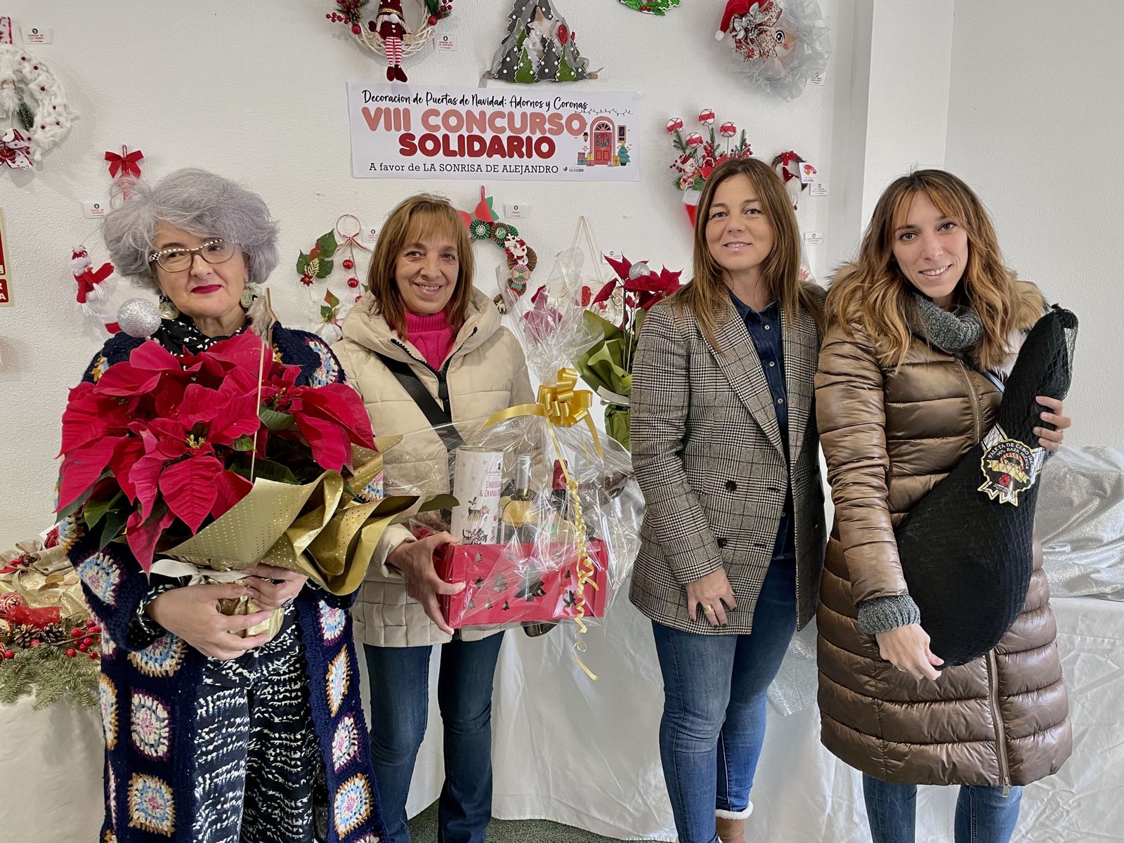 Entrega de premios VIII concurso solidario adornos y coronas de Navidad Guijuelo