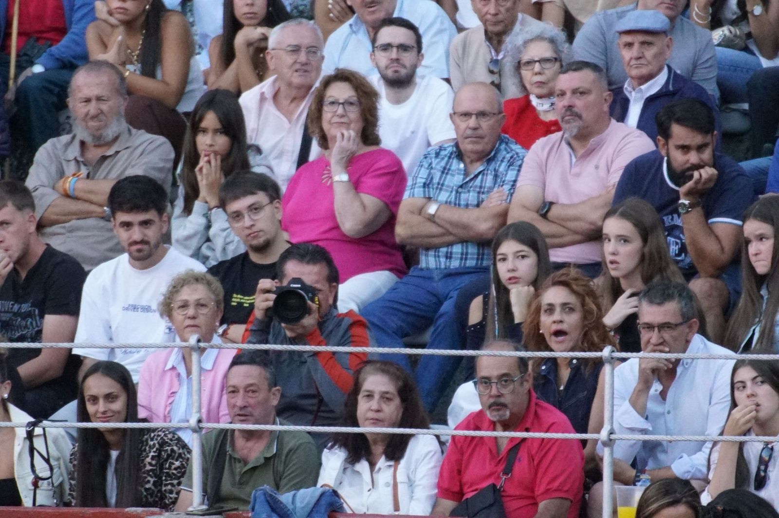 Clase práctica con alumnos de la Escuela de Tauromaquia de Salamanca (Diego Mateos, Noel García y Álvaro Rojo con erales de Esteban Isidro)