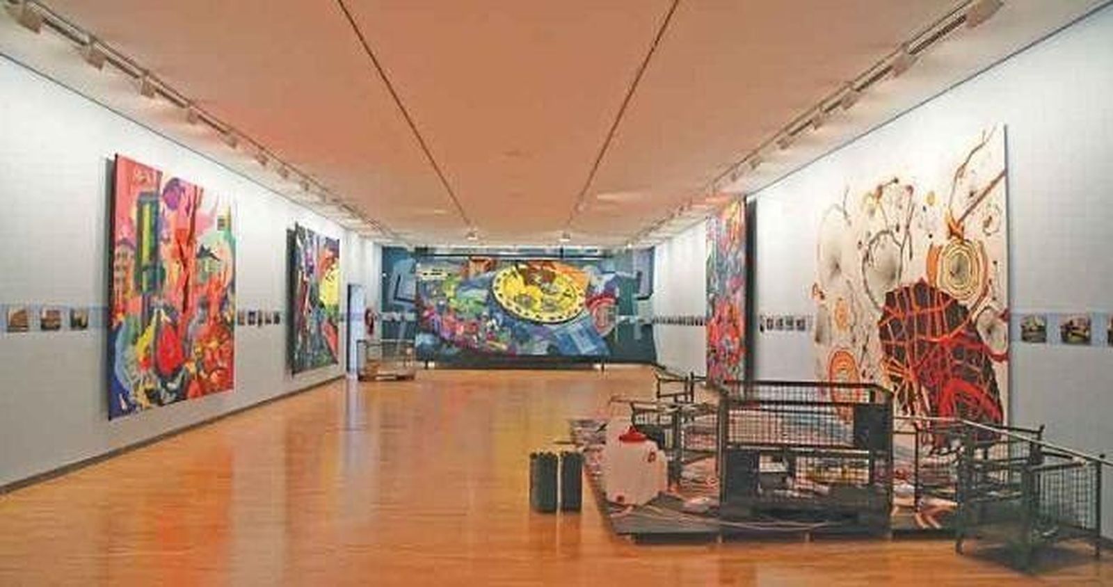 El DA2 incorpora una nueva exposición a su oferta, Aquí suceden cosas