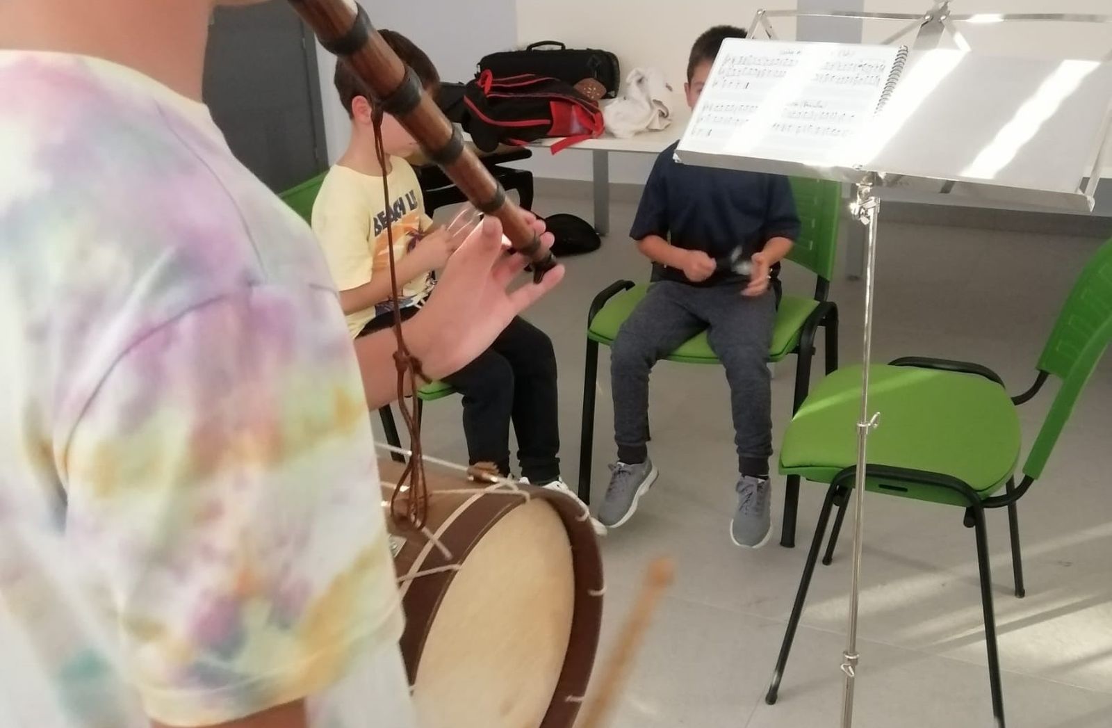 Clase en la Escuela Municipal de Música de Alba de Tormes