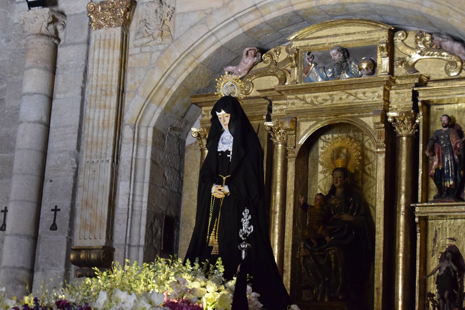 Velo de luto para la Soledad en San Juan