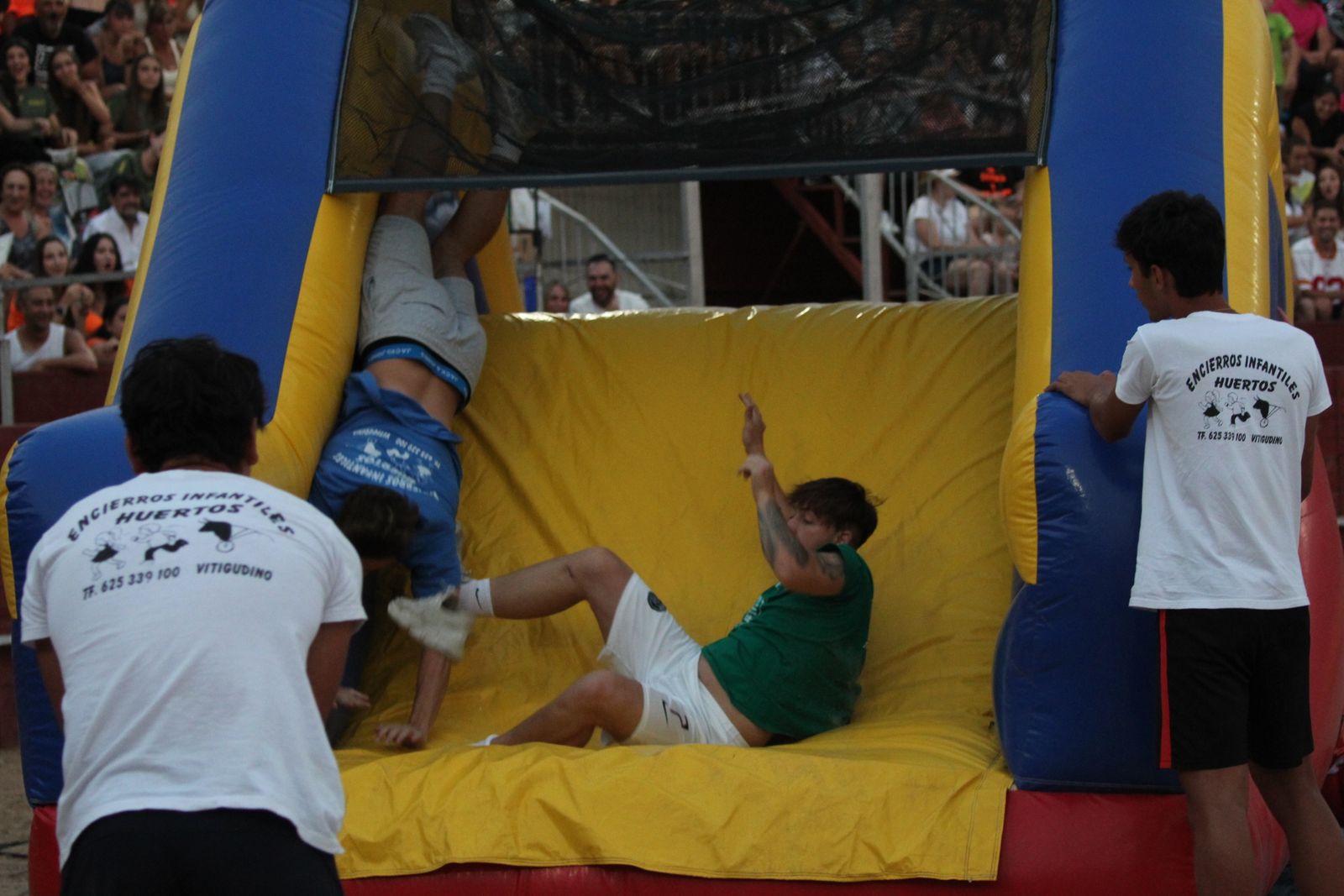 Así se ha vivido el Grand Prix de Carbajosa de la Sagrada y la posterior vaquilla