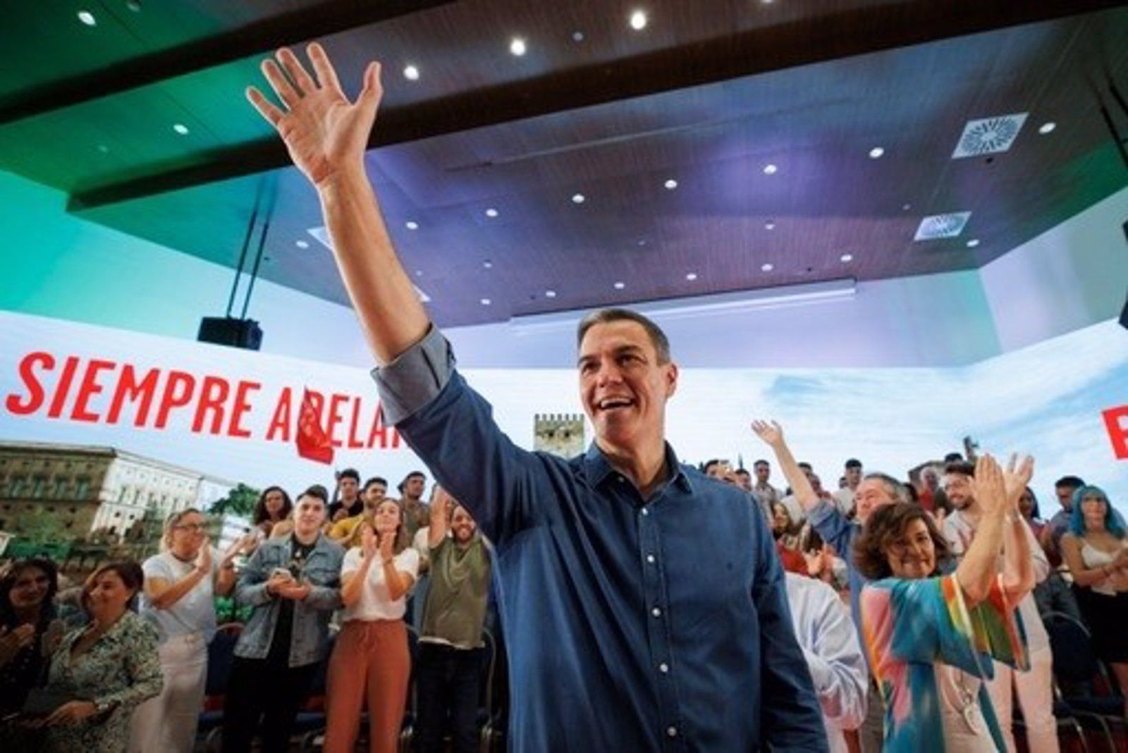 Pedro Sánchez, este sábado en un acto público en Granada   EP