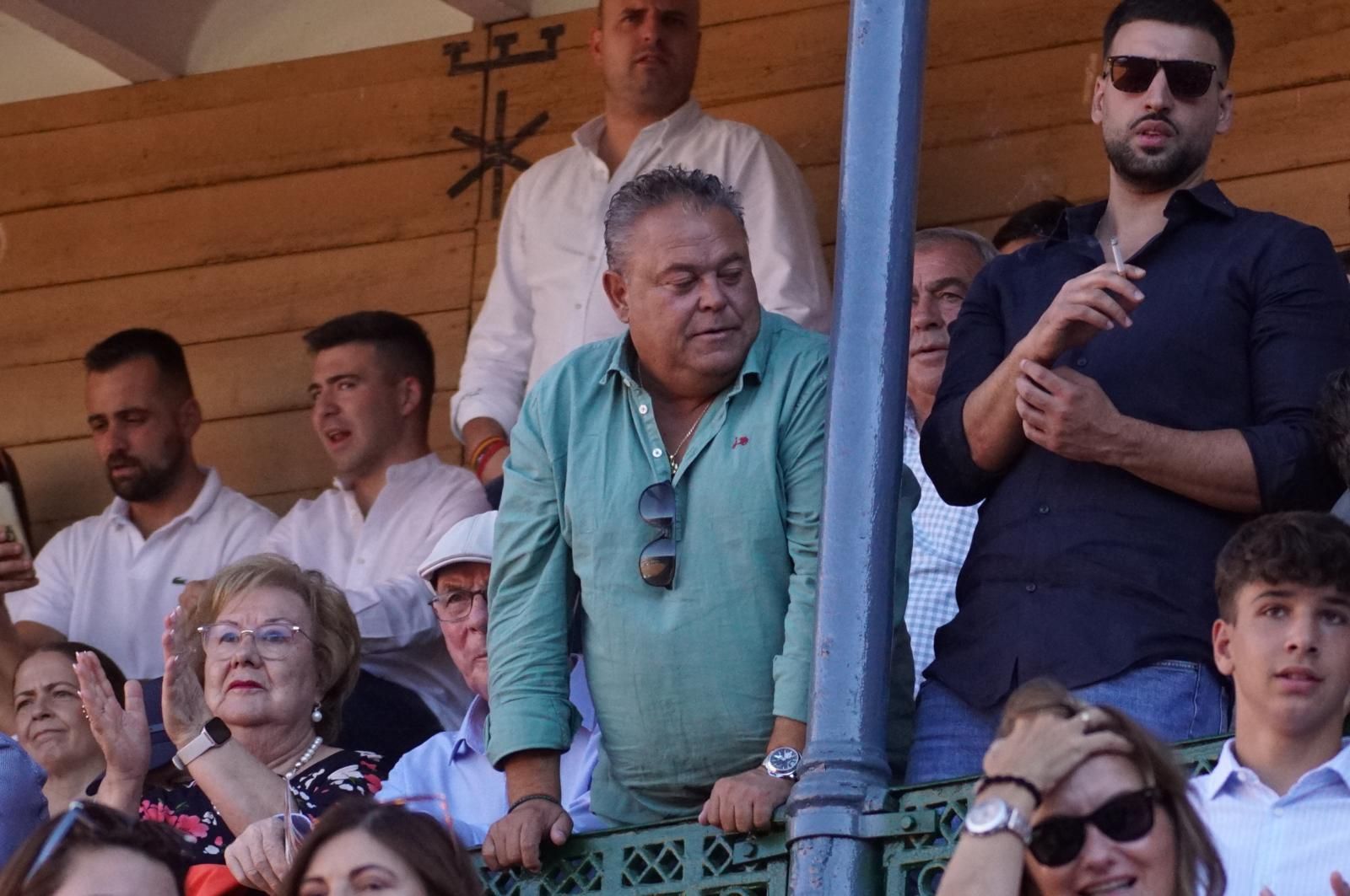 Así ha vivido la afición de La Glorieta el primer cartel de figuras de la feria: imágenes del ambiente en los tendidos y en el patio de cuadrillas