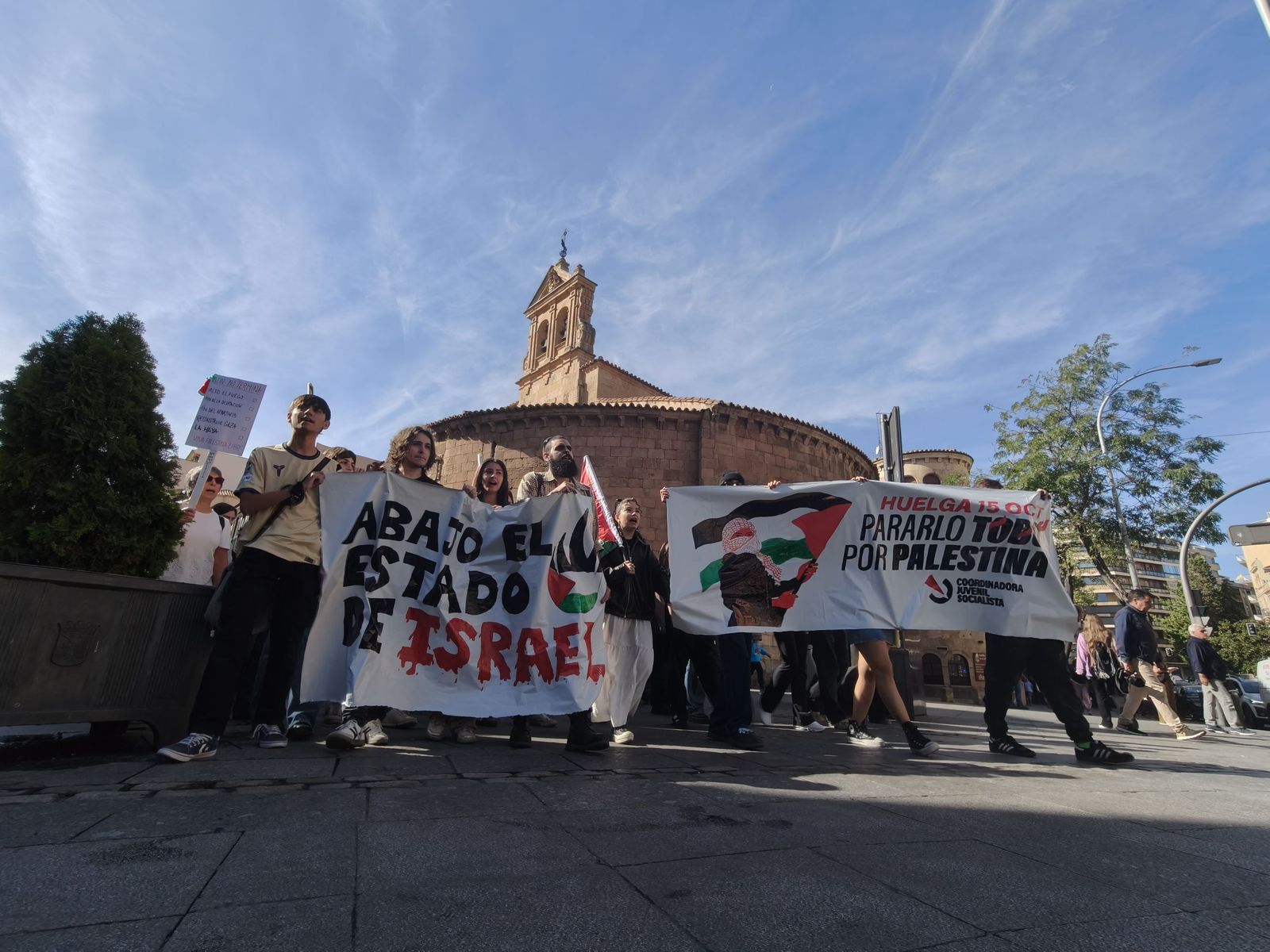 Los estudiantes de Salamanca recorren Salamanca alzando la voz por Palestina
