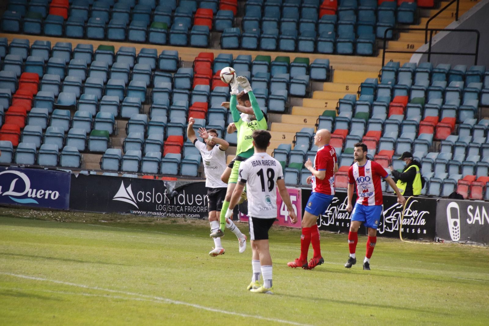 20220327163227-mg-8060