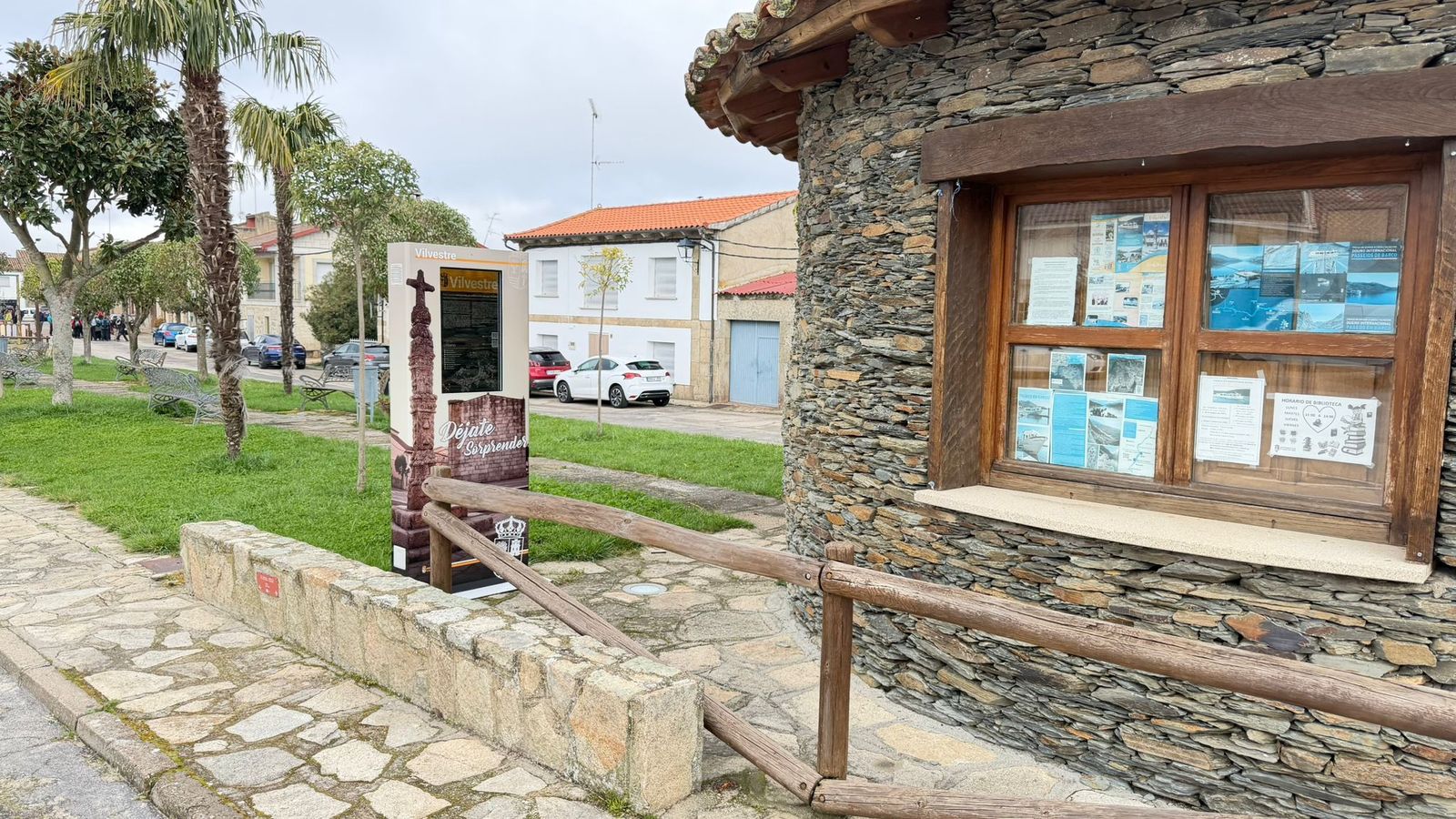 Marcha senderista en Vilvestre