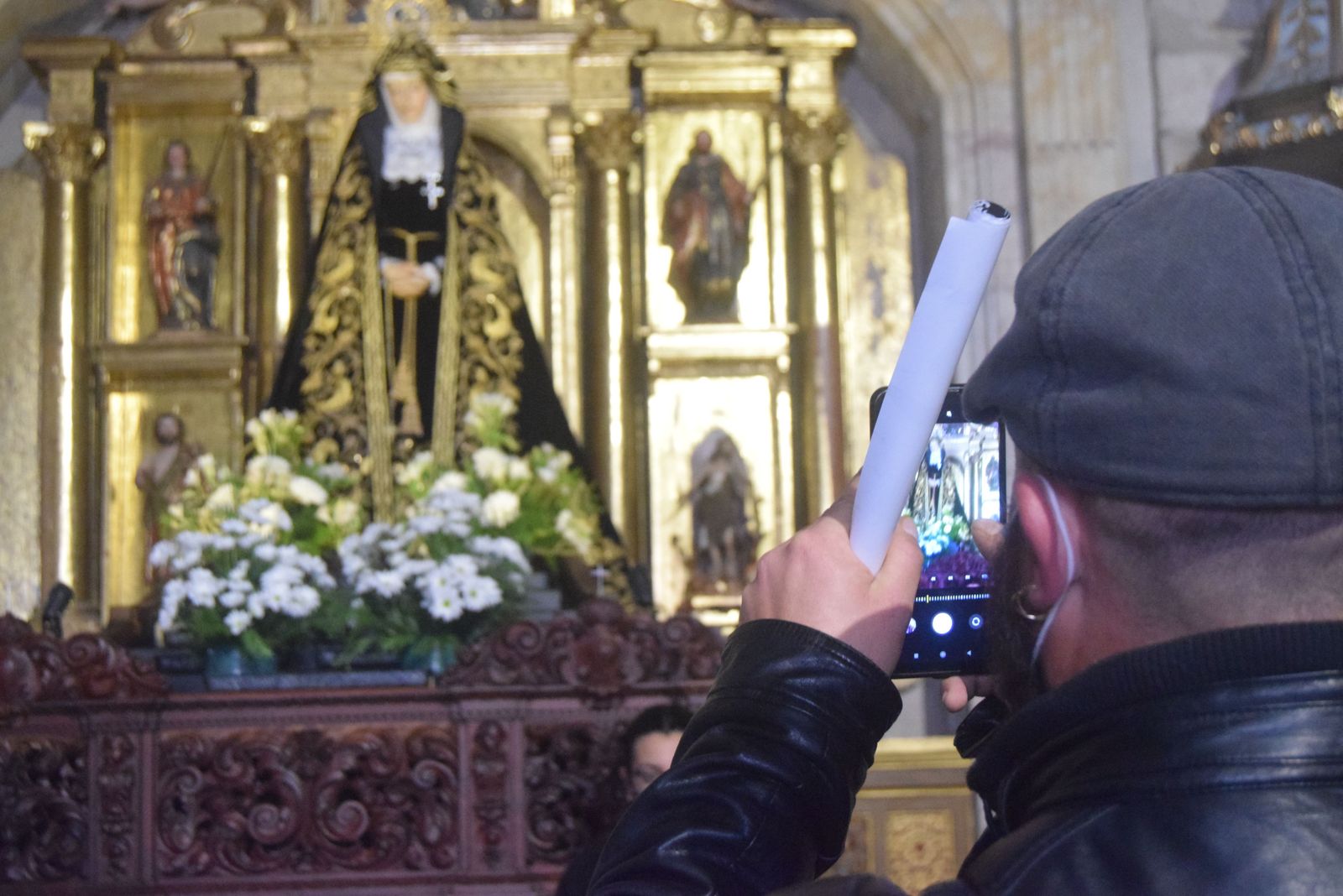 los-zamoranos-visitan-a-la-virgen-de-la-soledad-6