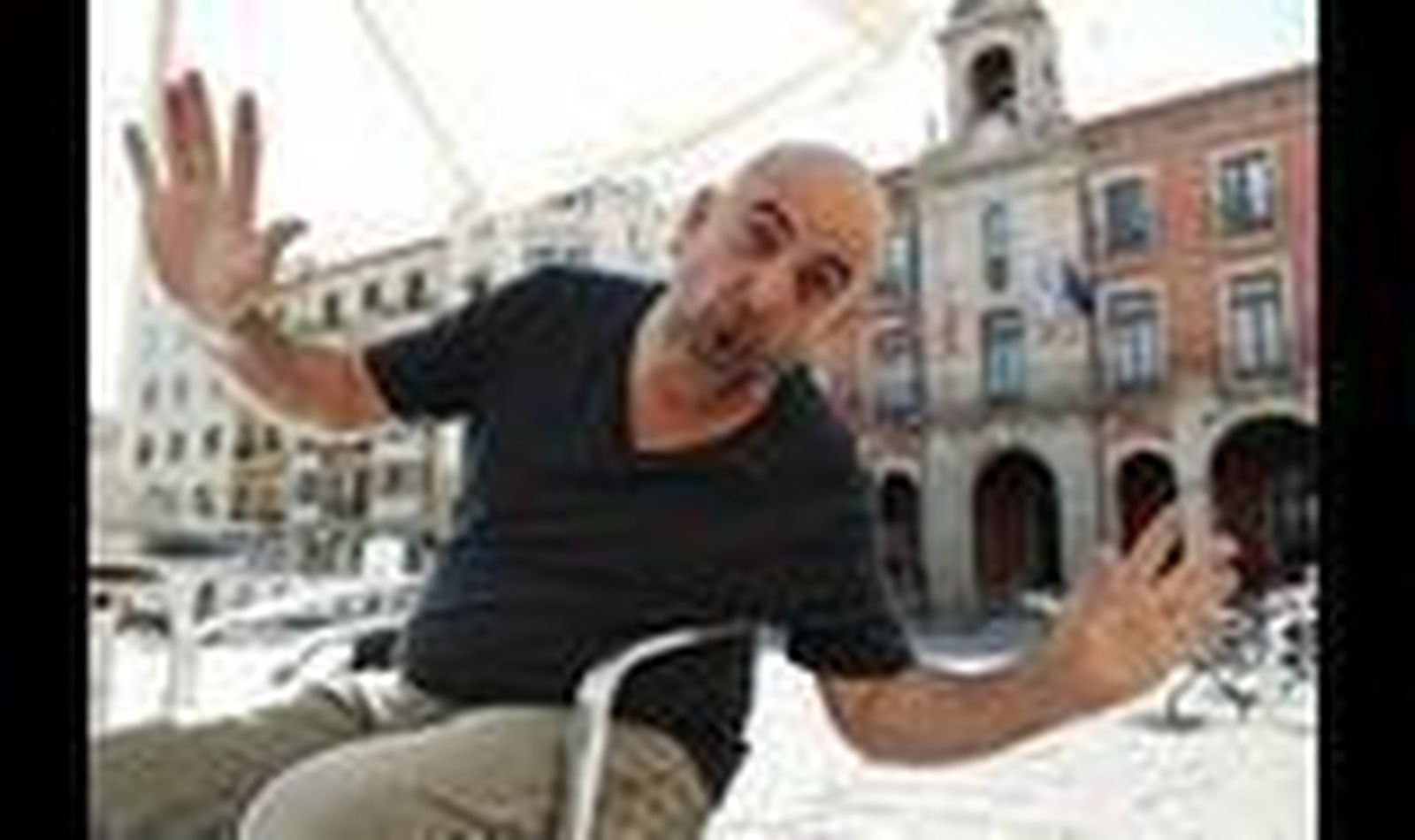 El monologuista Riki López y el grupo Sine Díe visitan esta semana el Principal