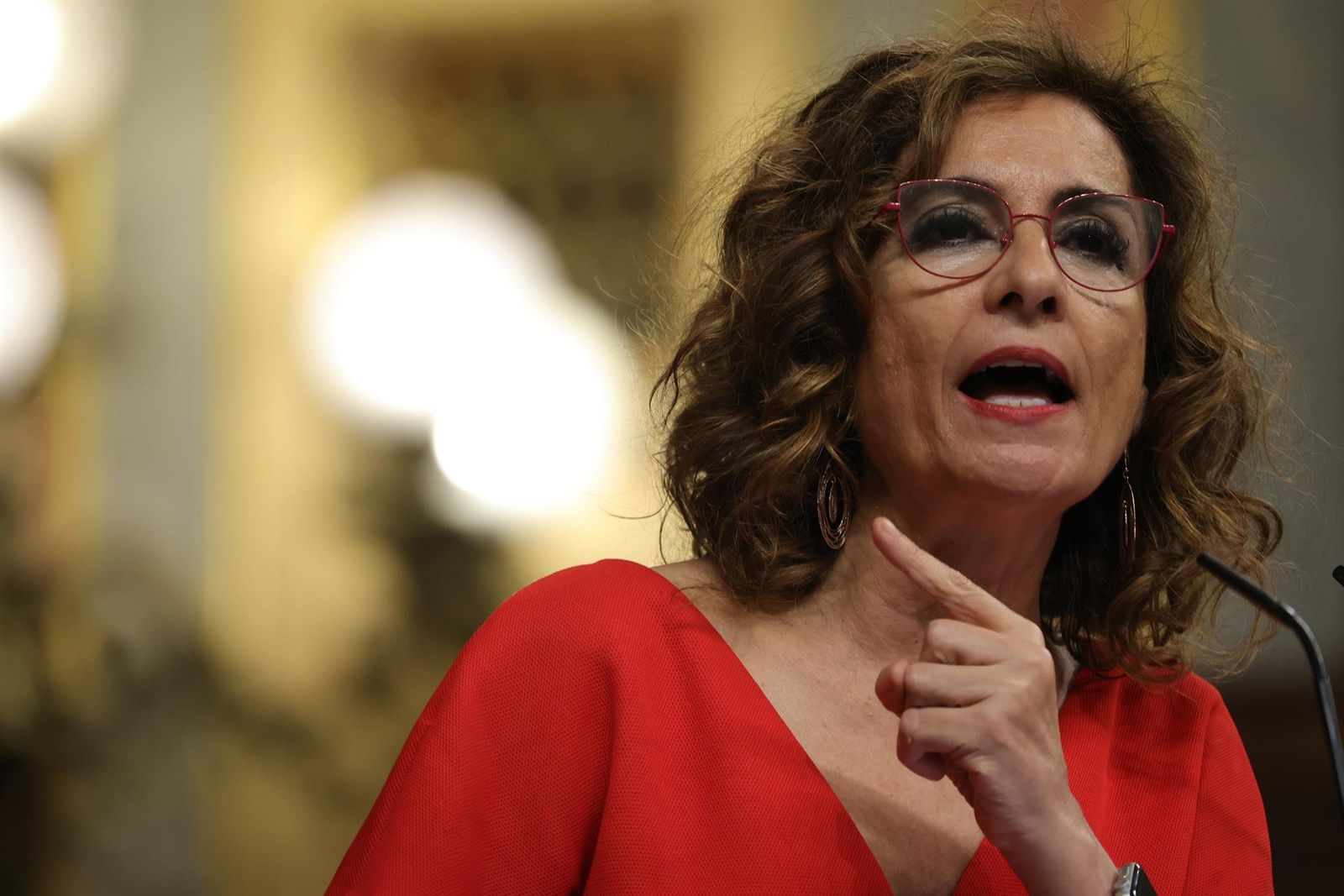 La vicepresidenta primera y ministra de Hacienda, María Jesús Montero en el Congreso de los Diputados. Jesús Hellín - Europa Press.
