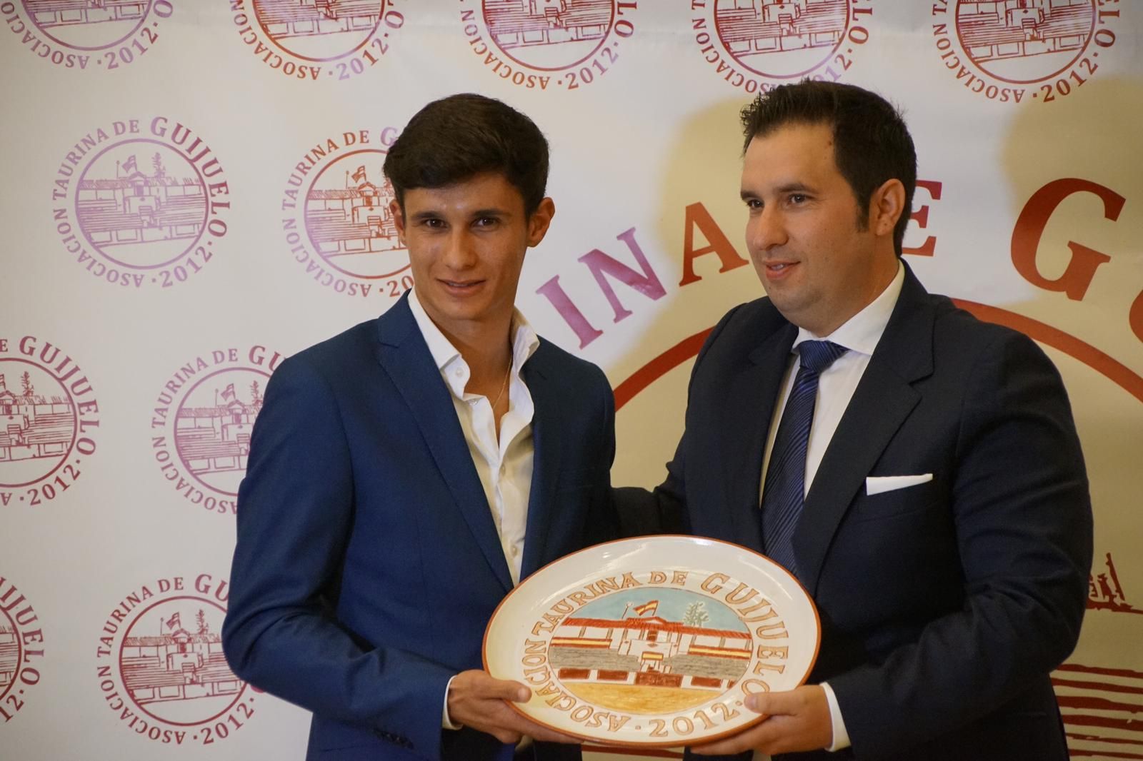 entrega-de-trofeos-x-gala-taurina-de-guijuelo-2023-fotos-juanes-11