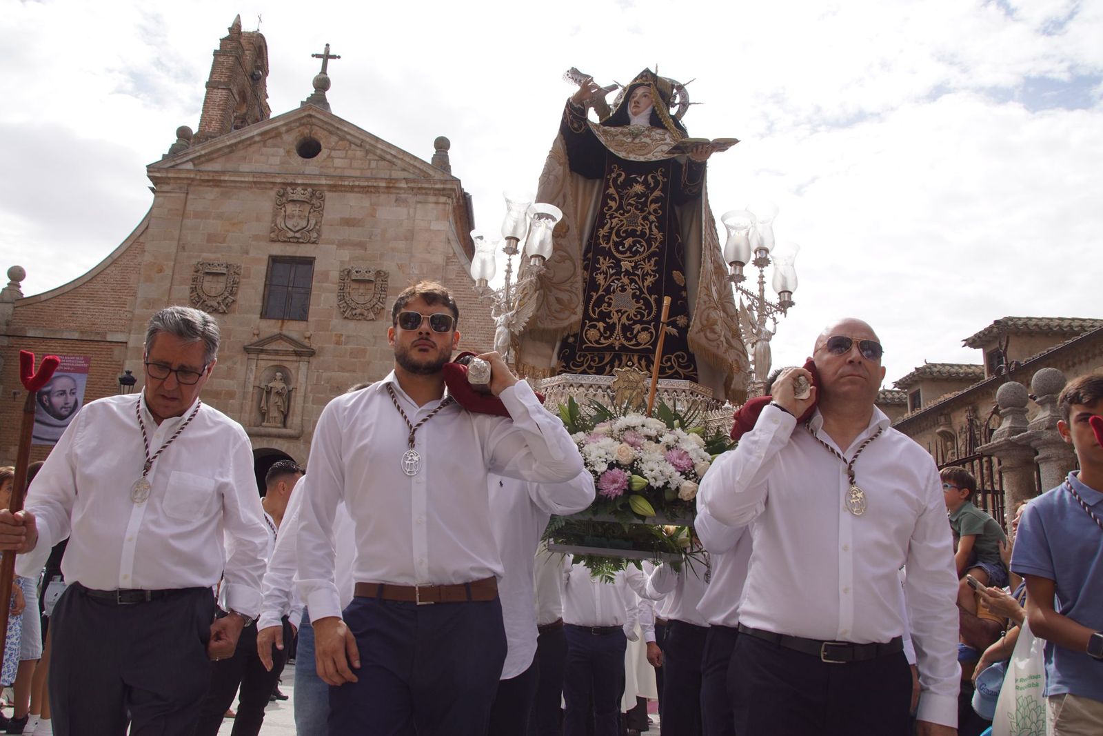 Alba, salida de clausura de Santa Teresa, fiestas Transverberación 2025 (33).jpeg