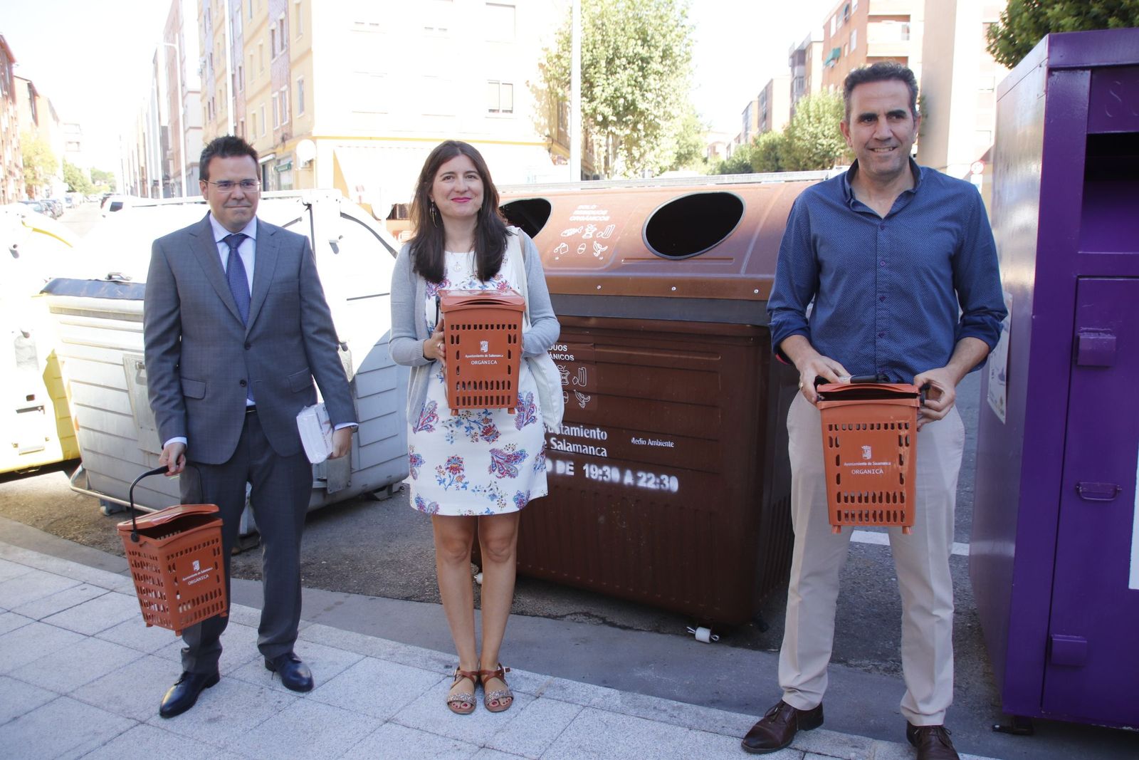 Miryam Rodríguez, presenta la campaña de reciclaje de residuos sobre los nuevos contenedores marrones para materia orgánica
