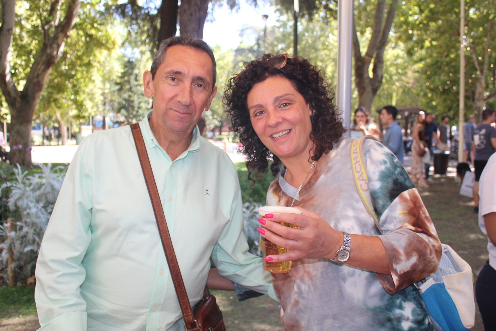 Ambiente en la Feria de Día en el mediodía de este sábado