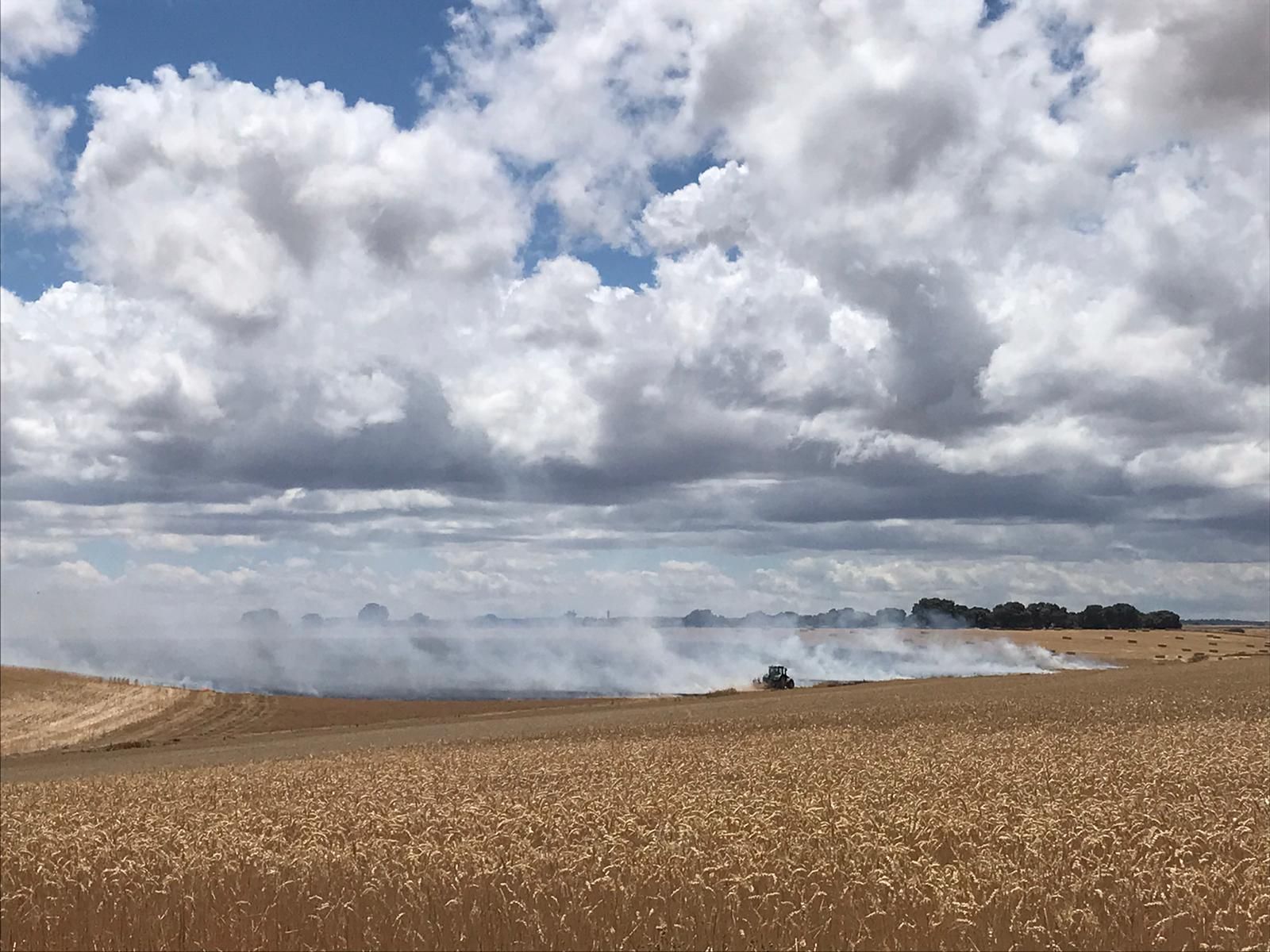 Pelabravo, escenario de un nuevo incendio forestal en Salamanca