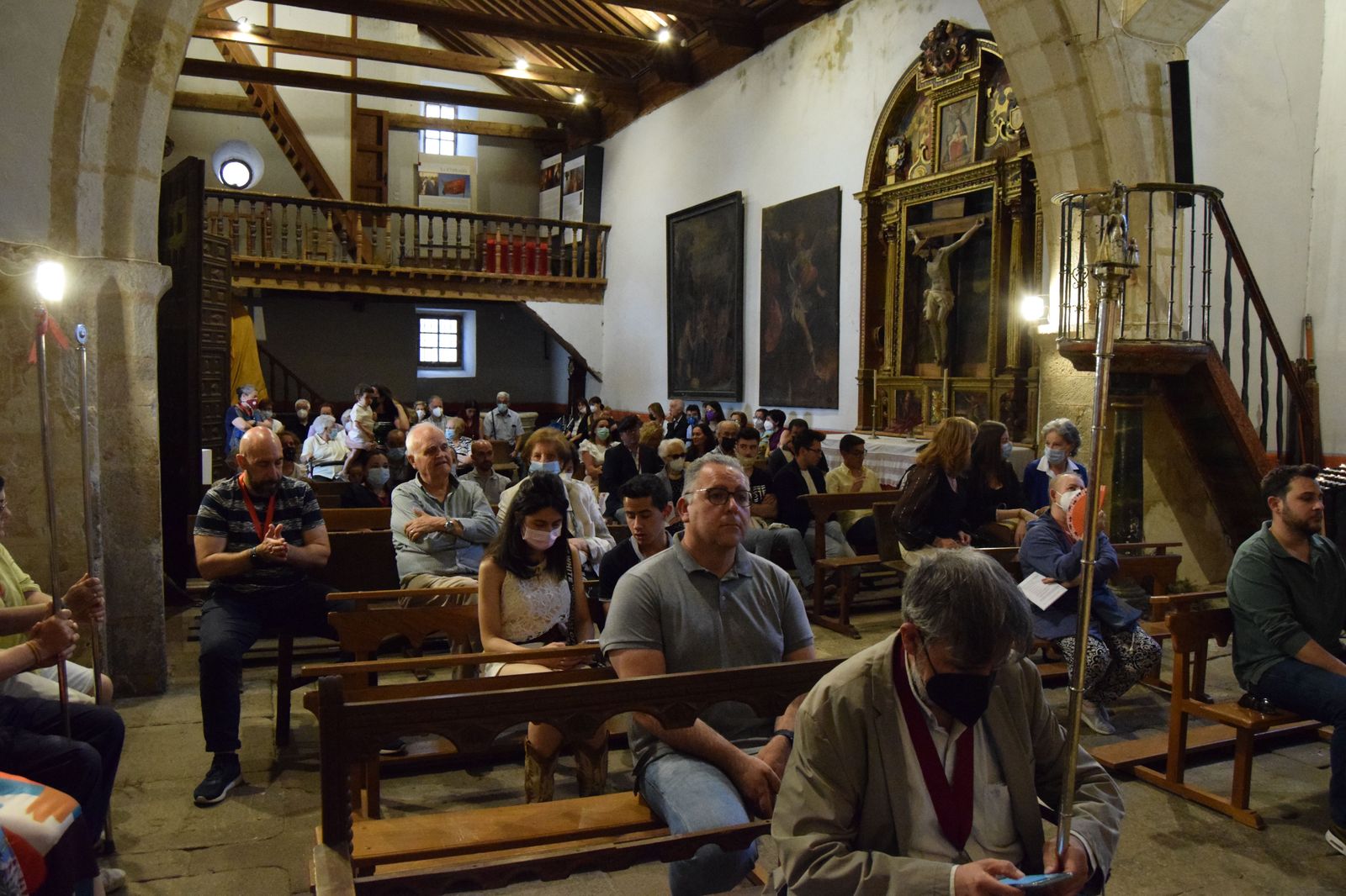 bienvenida-nuevos-hermanos-cofradia-virgen-de-la-concha-11