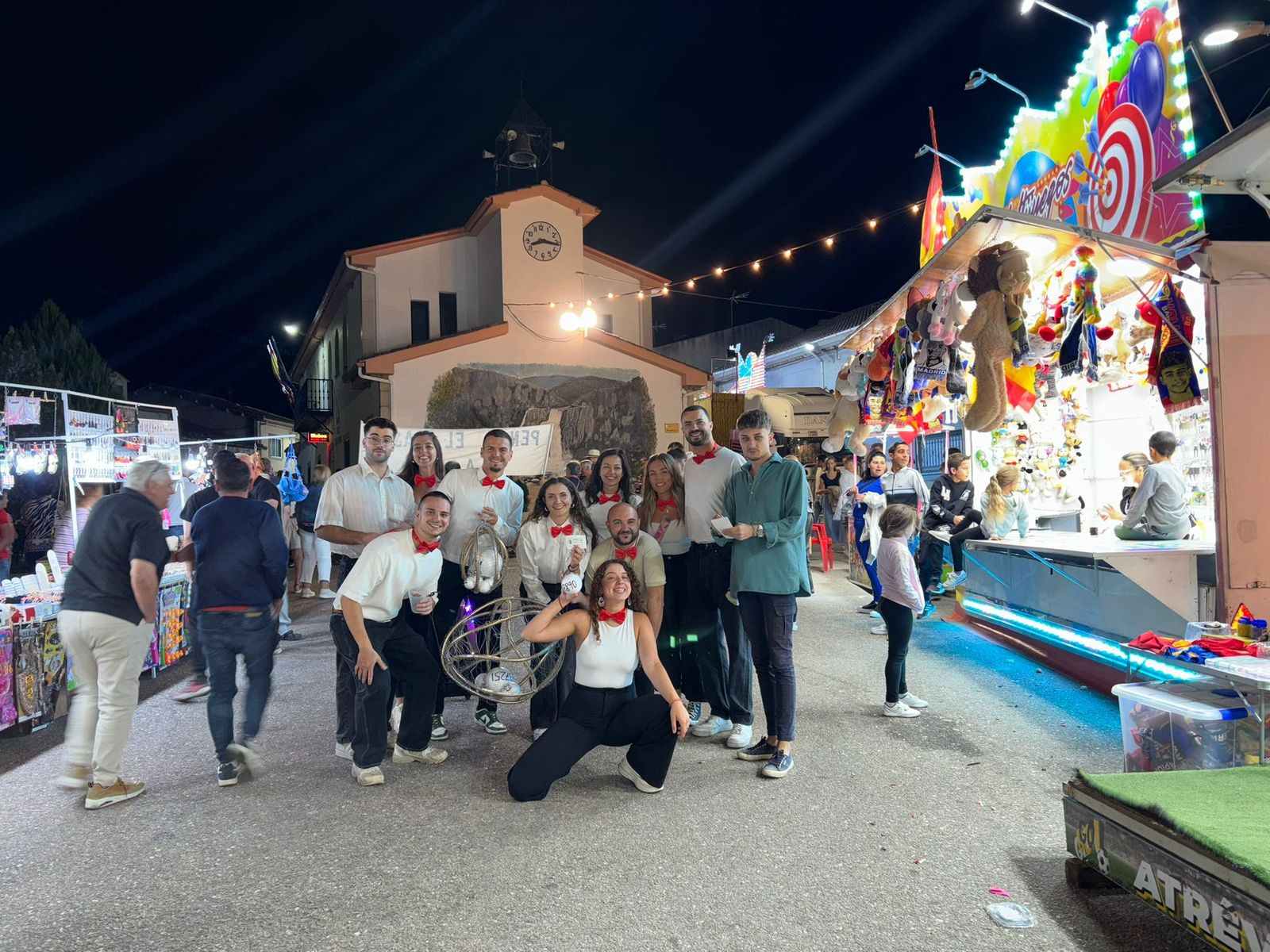 Desfile de peñas en Masueco 2025