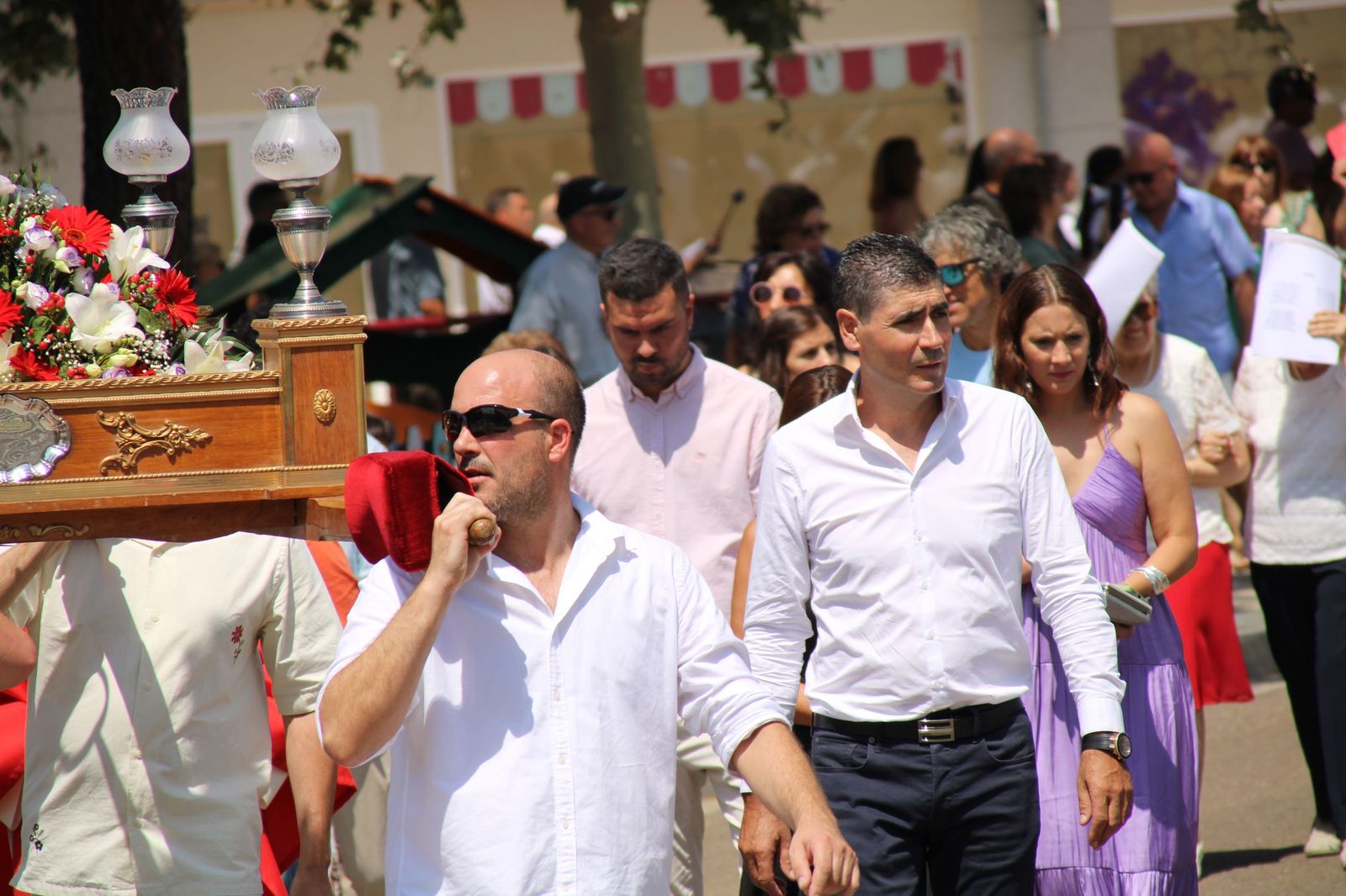 Procesión en honor al Cristo de las Batallas en Castellanos de Moriscos