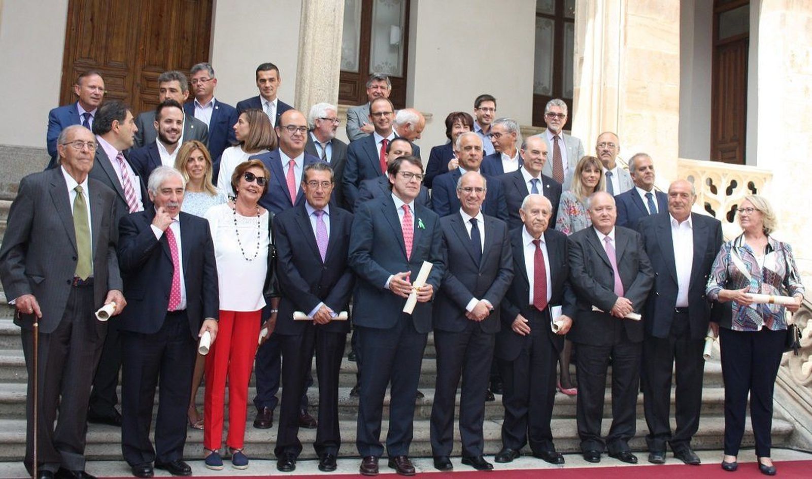 El Día de la Provincia exalta los cuarenta años de democracia a través de las diputaciones