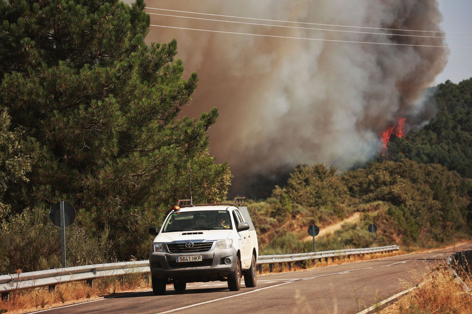 Incendio forestal en El Payo. Fotos ICAL Jose Vicente  (1).jpg
